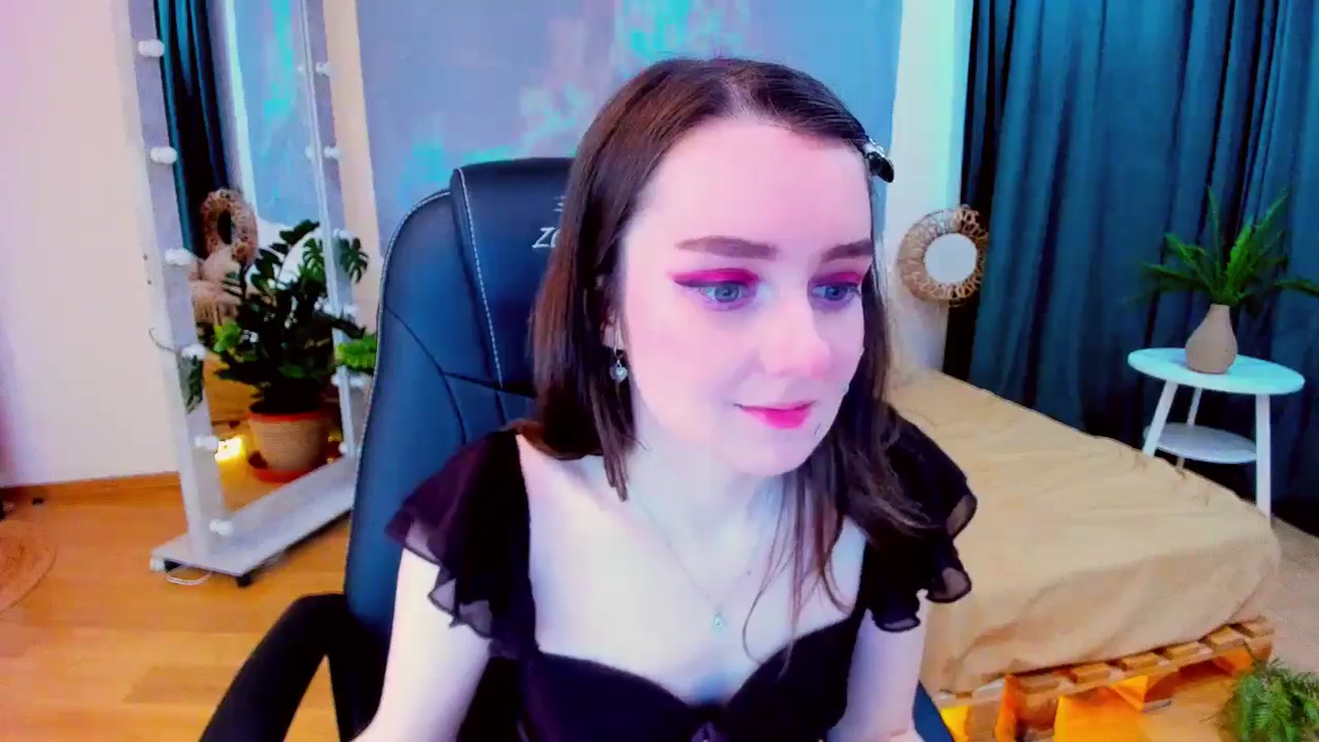 Gallery image thumbnail from Milim_Nava's myfreecams stream on, 07/11/2024, 10:46 image 12 of 20