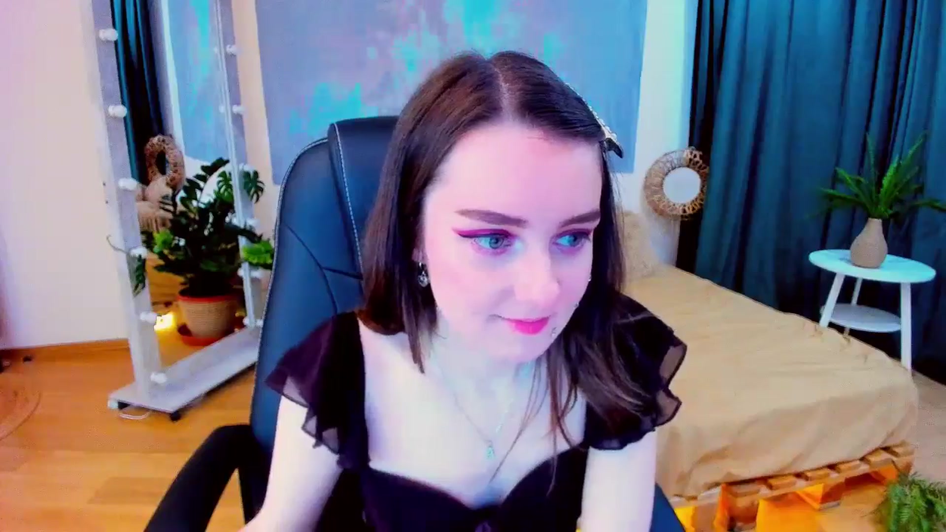 Gallery image thumbnail from Milim_Nava's myfreecams stream on, 07/11/2024, 10:46 image 16 of 20
