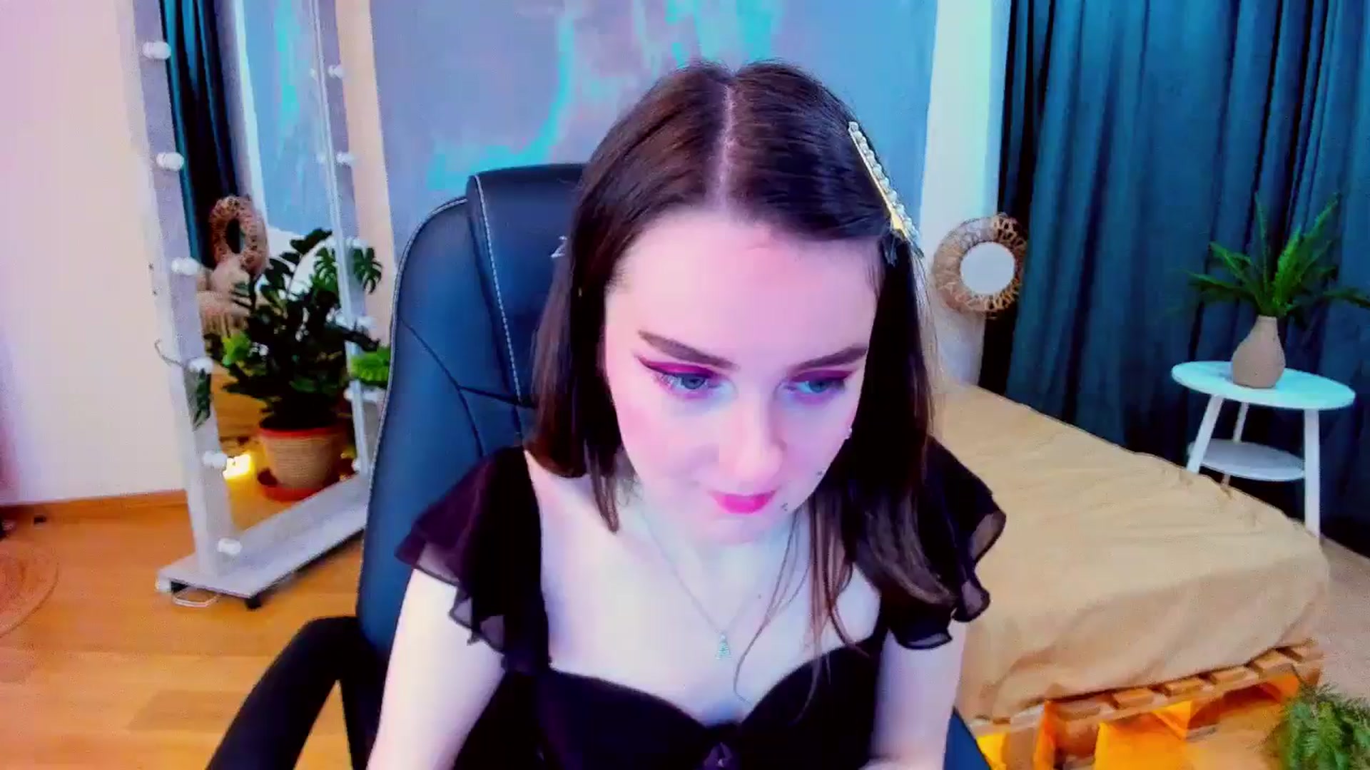 Gallery image thumbnail from Milim_Nava's myfreecams stream on, 07/11/2024, 10:46 image 13 of 20