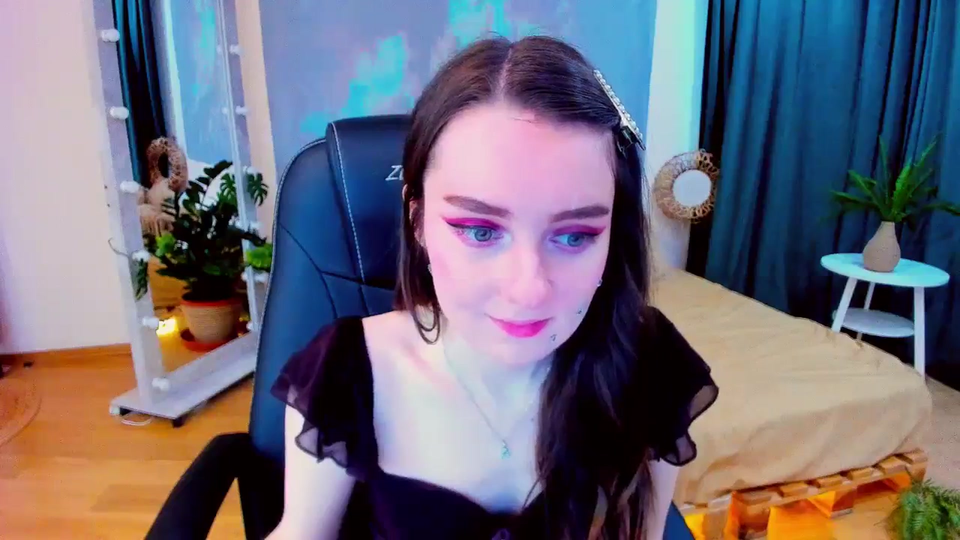 Gallery image thumbnail from Milim_Nava's myfreecams stream on, 07/11/2024, 10:46 image 9 of 20