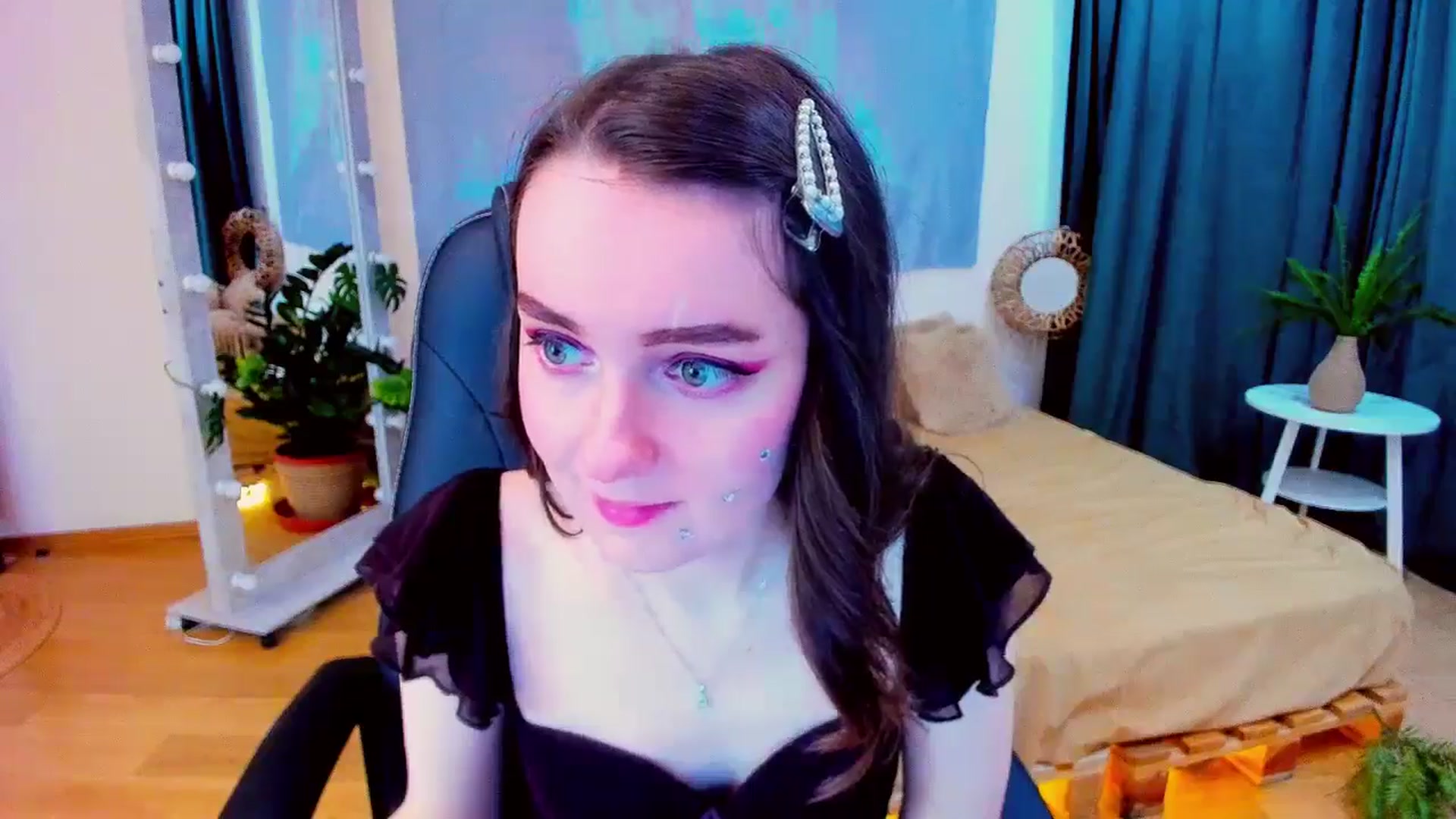 Gallery image thumbnail from Milim_Nava's myfreecams stream on, 07/11/2024, 10:46 image 10 of 20