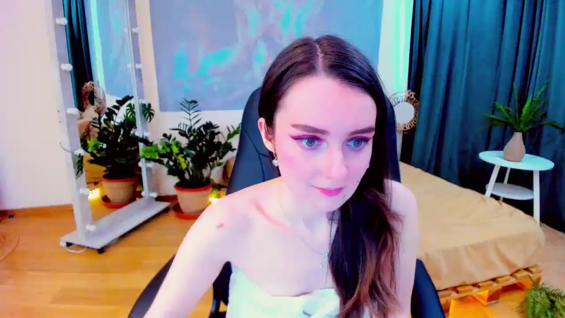Gallery image thumbnail from Milim_Nava's myfreecams stream on, 07/11/2024, 14:30 image 1 of 20