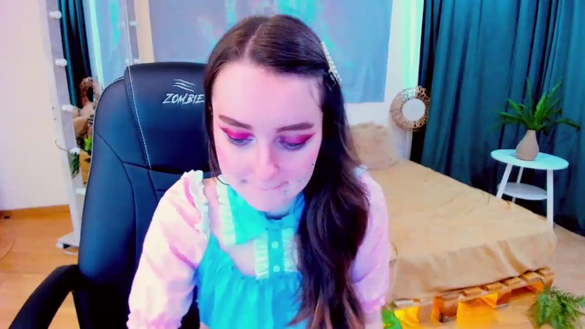 Gallery image thumbnail from Milim_Nava's myfreecams stream on, 07/11/2024, 14:30 image 11 of 20