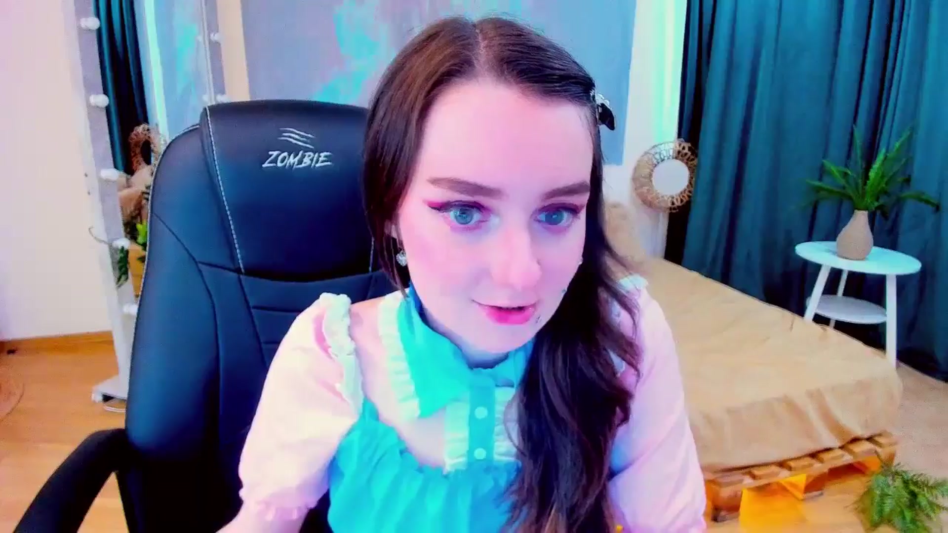 Gallery image thumbnail from Milim_Nava's myfreecams stream on, 07/11/2024, 14:30 image 10 of 20