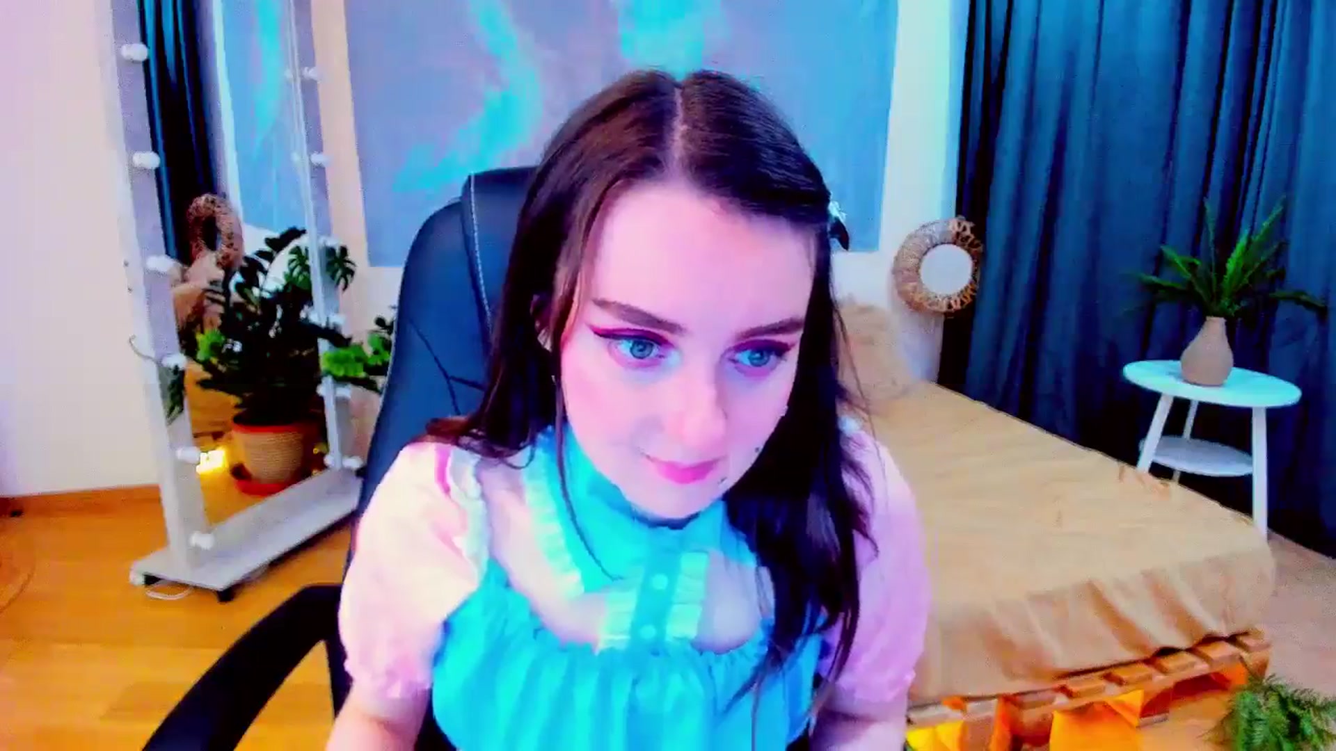 Gallery image thumbnail from Milim_Nava's myfreecams stream on, 07/11/2024, 14:51 image 11 of 20