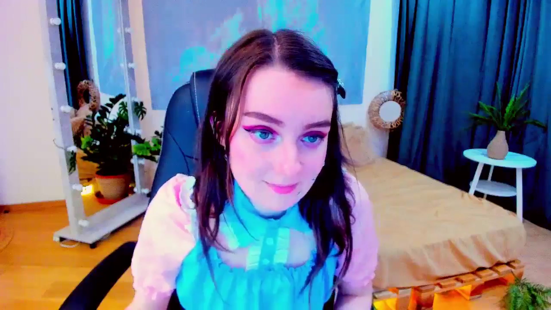 Gallery image thumbnail from Milim_Nava's myfreecams stream on, 07/11/2024, 14:51 image 10 of 20