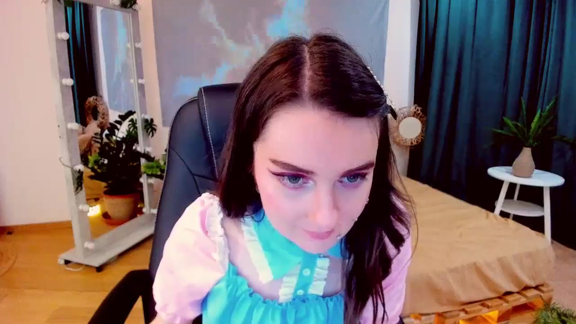 Gallery image thumbnail from Milim_Nava's myfreecams stream on, 07/11/2024, 15:27 image 12 of 20
