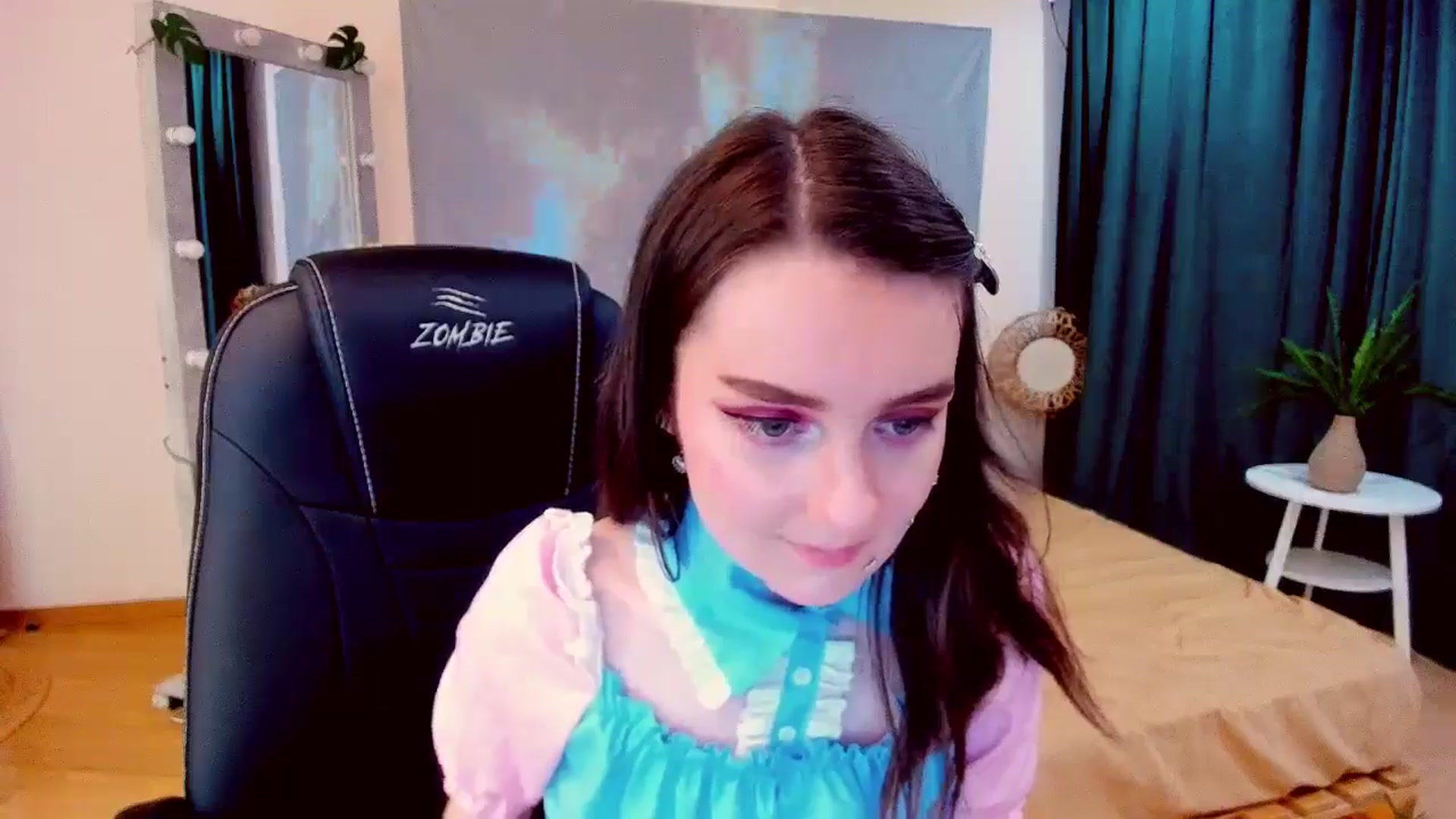 Gallery image thumbnail from Milim_Nava's myfreecams stream on, 07/11/2024, 15:27 image 4 of 20