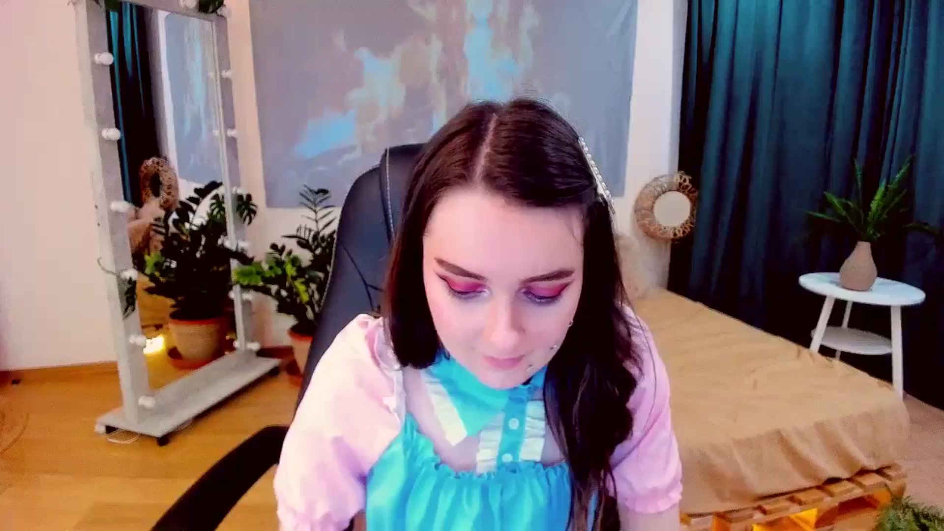 Gallery image thumbnail from Milim_Nava's myfreecams stream on, 07/11/2024, 15:27 image 16 of 20