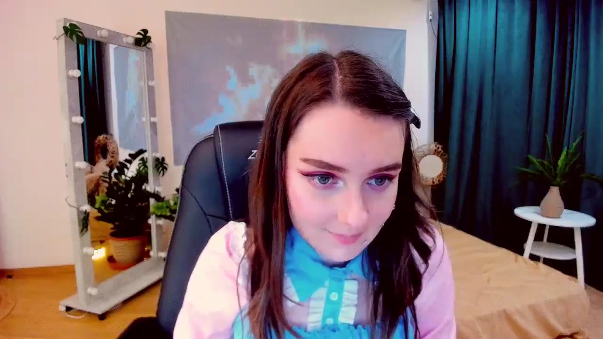 Gallery image thumbnail from Milim_Nava's myfreecams stream on, 07/11/2024, 15:27 image 11 of 20