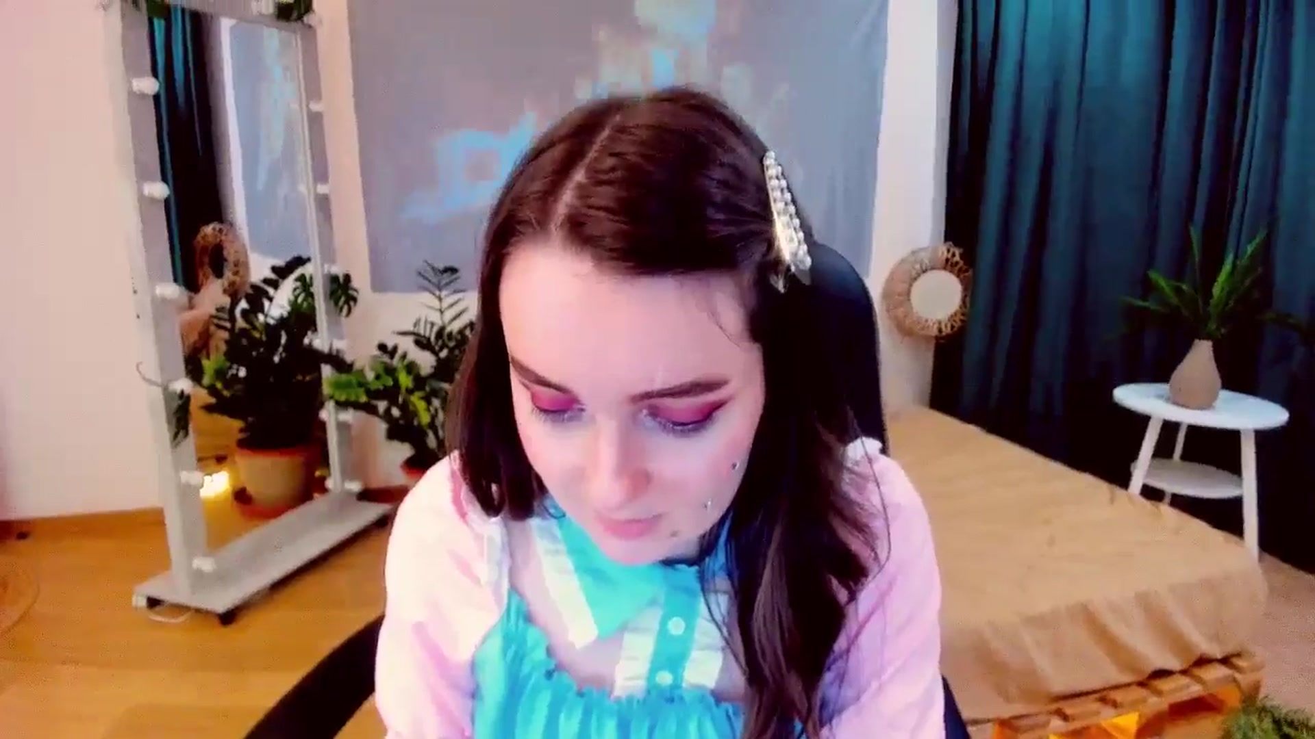 Gallery image thumbnail from Milim_Nava's myfreecams stream on, 07/11/2024, 15:27 image 17 of 20