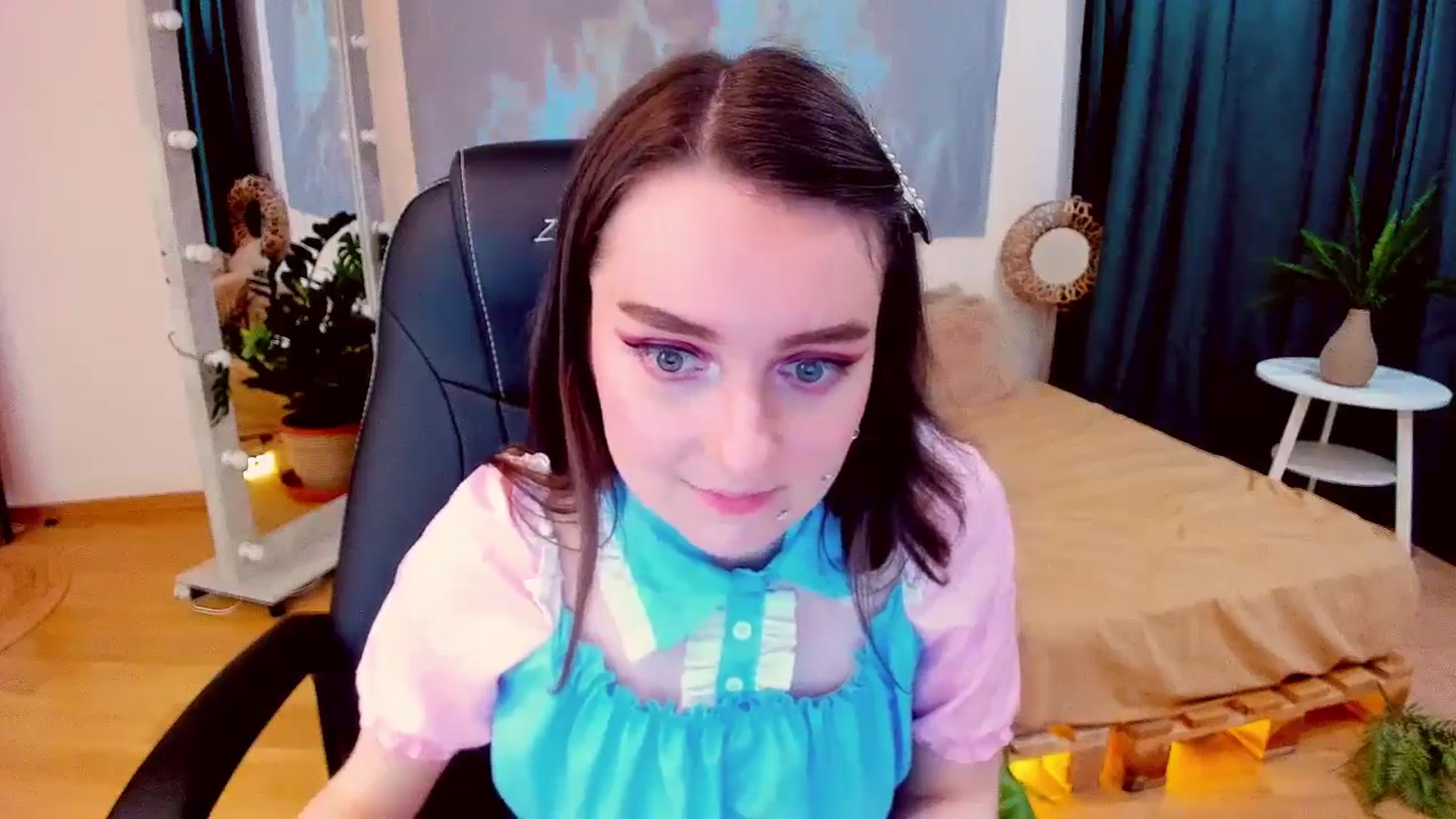 Gallery image thumbnail from Milim_Nava's myfreecams stream on, 07/11/2024, 15:44 image 8 of 20