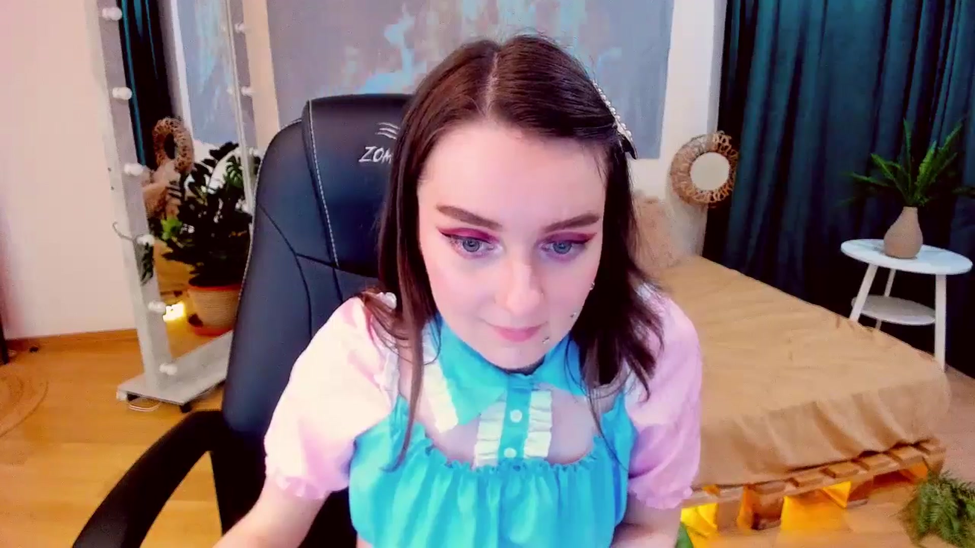 Gallery image thumbnail from Milim_Nava's myfreecams stream on, 07/11/2024, 15:44 image 9 of 20