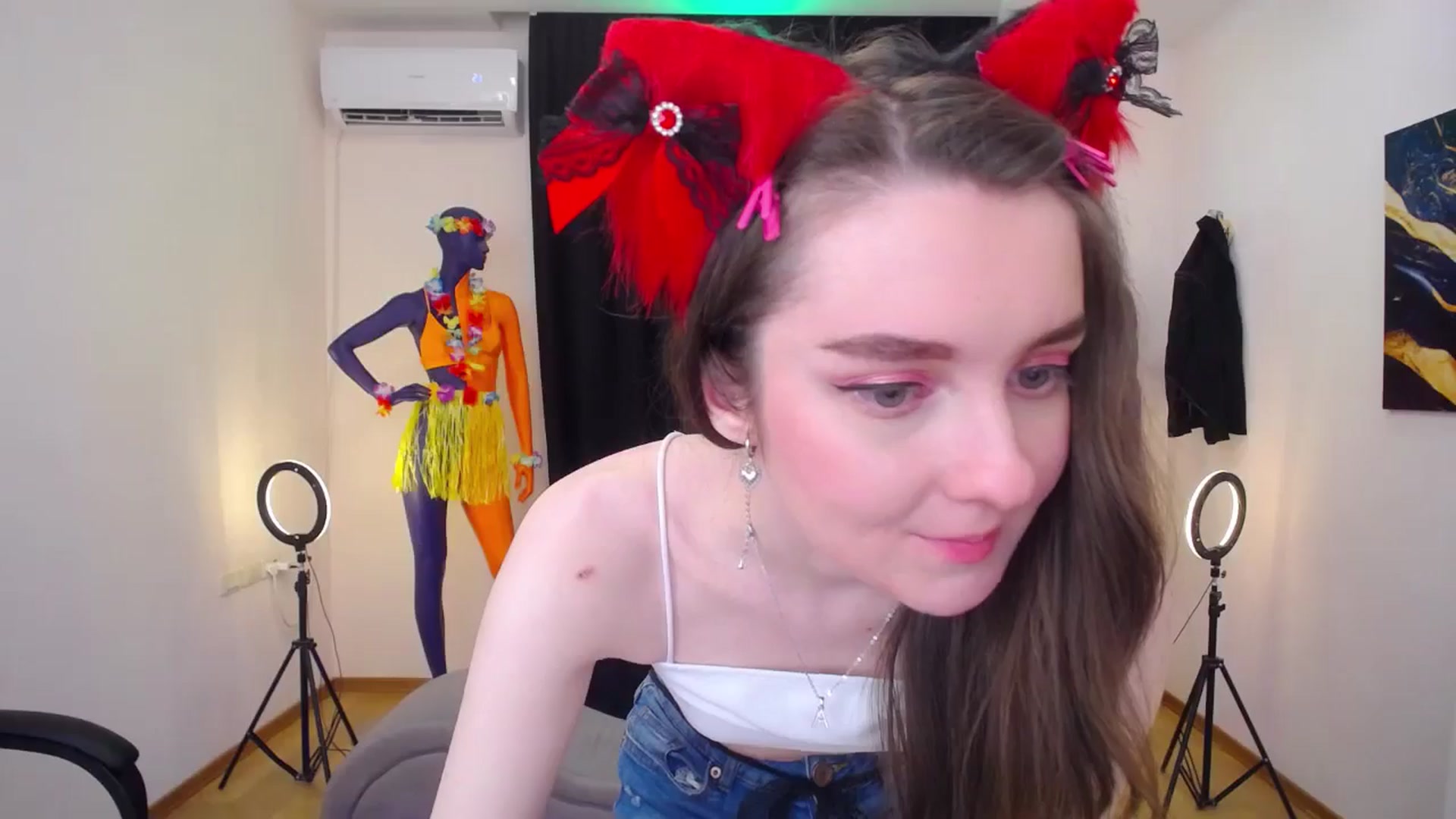 Gallery image thumbnail from Milim_Nava's myfreecams stream on, 07/12/2024, 12:47 image 4 of 20