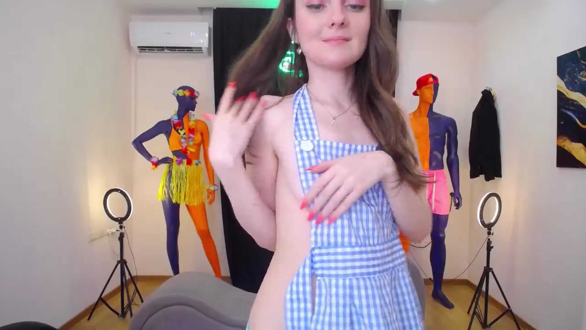 Gallery image thumbnail from Milim_Nava's myfreecams stream on, 07/12/2024, 12:47 image 10 of 20