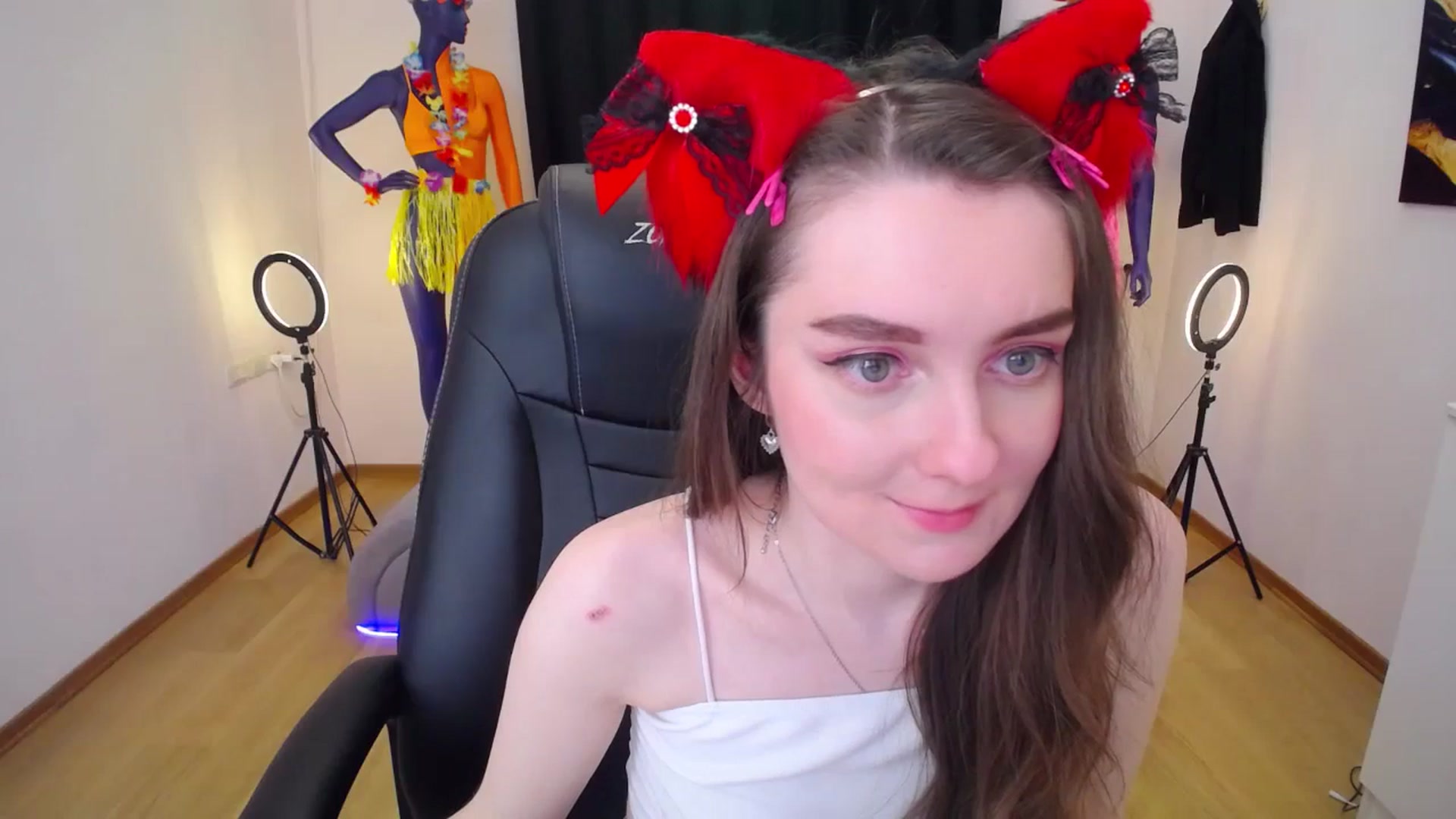 Gallery image thumbnail from Milim_Nava's myfreecams stream on, 07/12/2024, 12:47 image 2 of 20