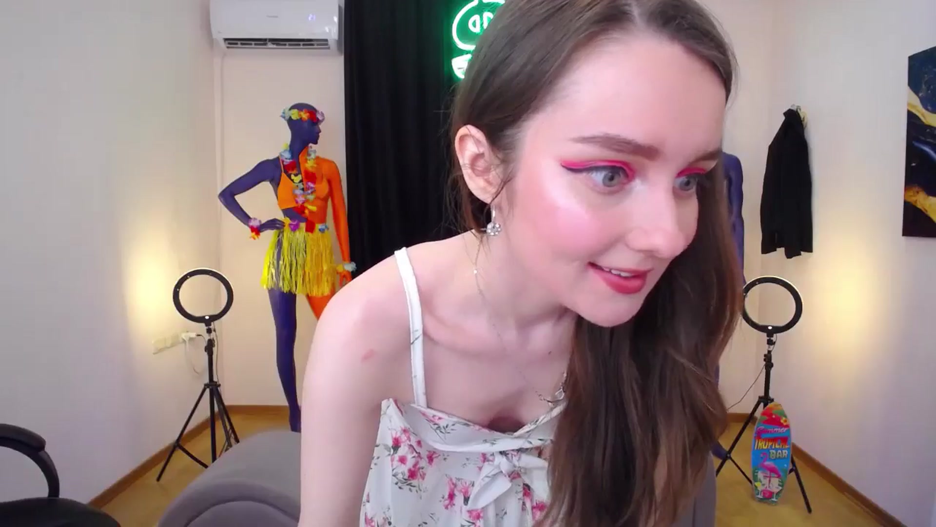 Gallery image thumbnail from Milim_Nava's myfreecams stream on, 07/16/2024, 24:38 image 7 of 20