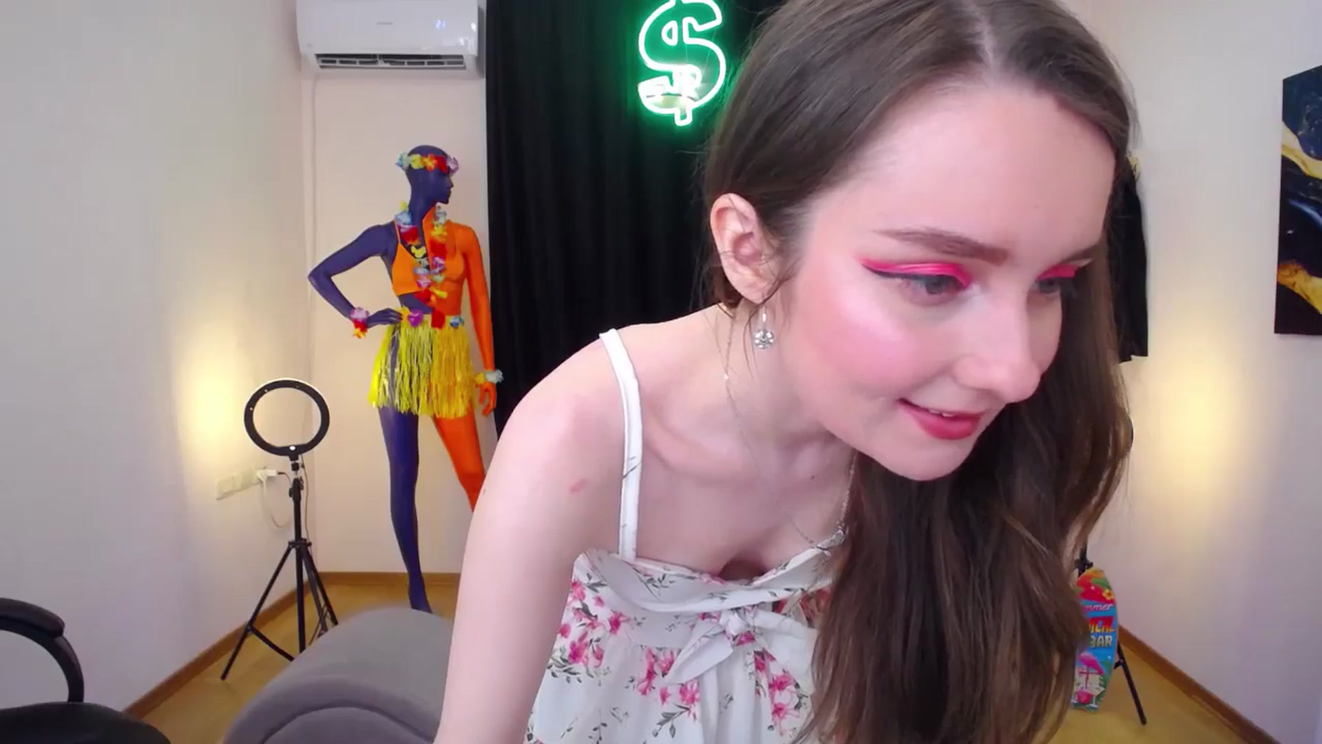 Gallery image thumbnail from Milim_Nava's myfreecams stream on, 07/16/2024, 24:38 image 5 of 20