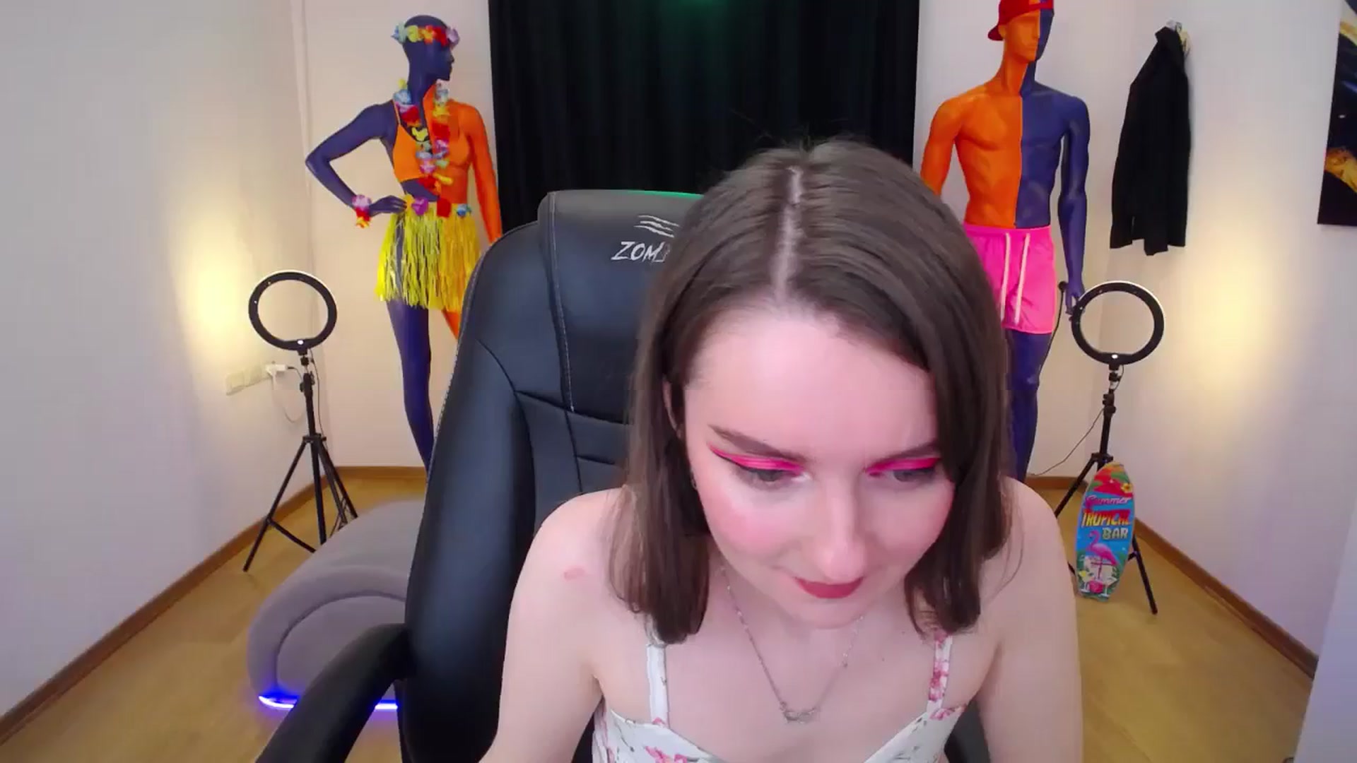 Gallery image thumbnail from Milim_Nava's myfreecams stream on, 07/16/2024, 24:38 image 18 of 20