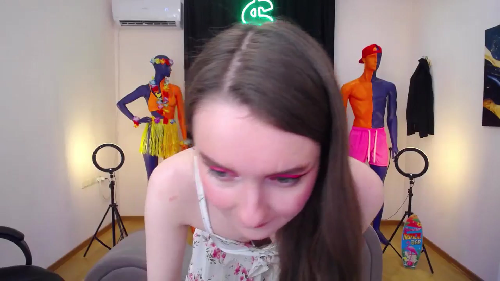 Gallery image thumbnail from Milim_Nava's myfreecams stream on, 07/16/2024, 24:38 image 6 of 20
