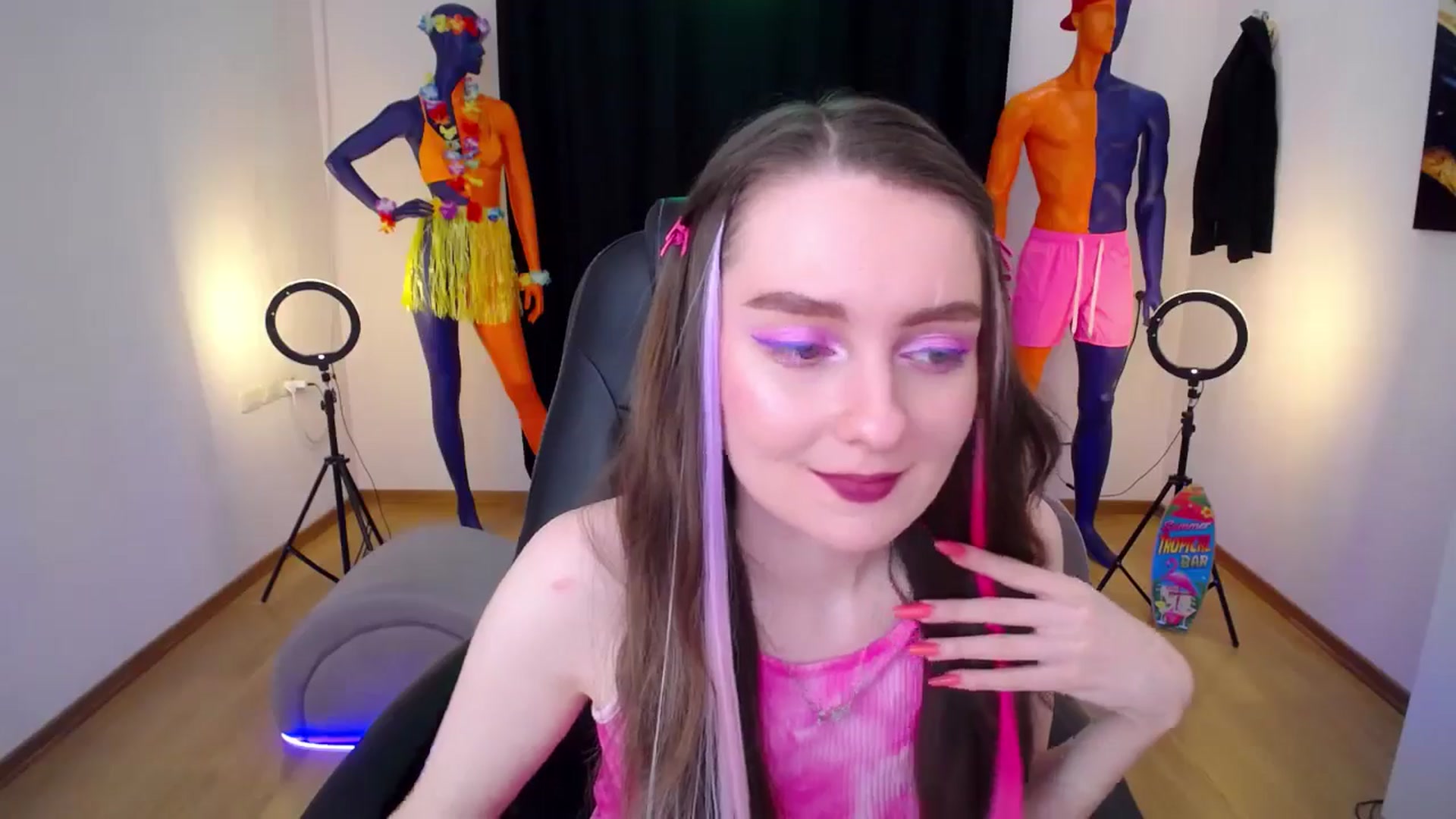 Gallery image thumbnail from Milim_Nava's myfreecams stream on, 07/16/2024, 18:27 image 12 of 20
