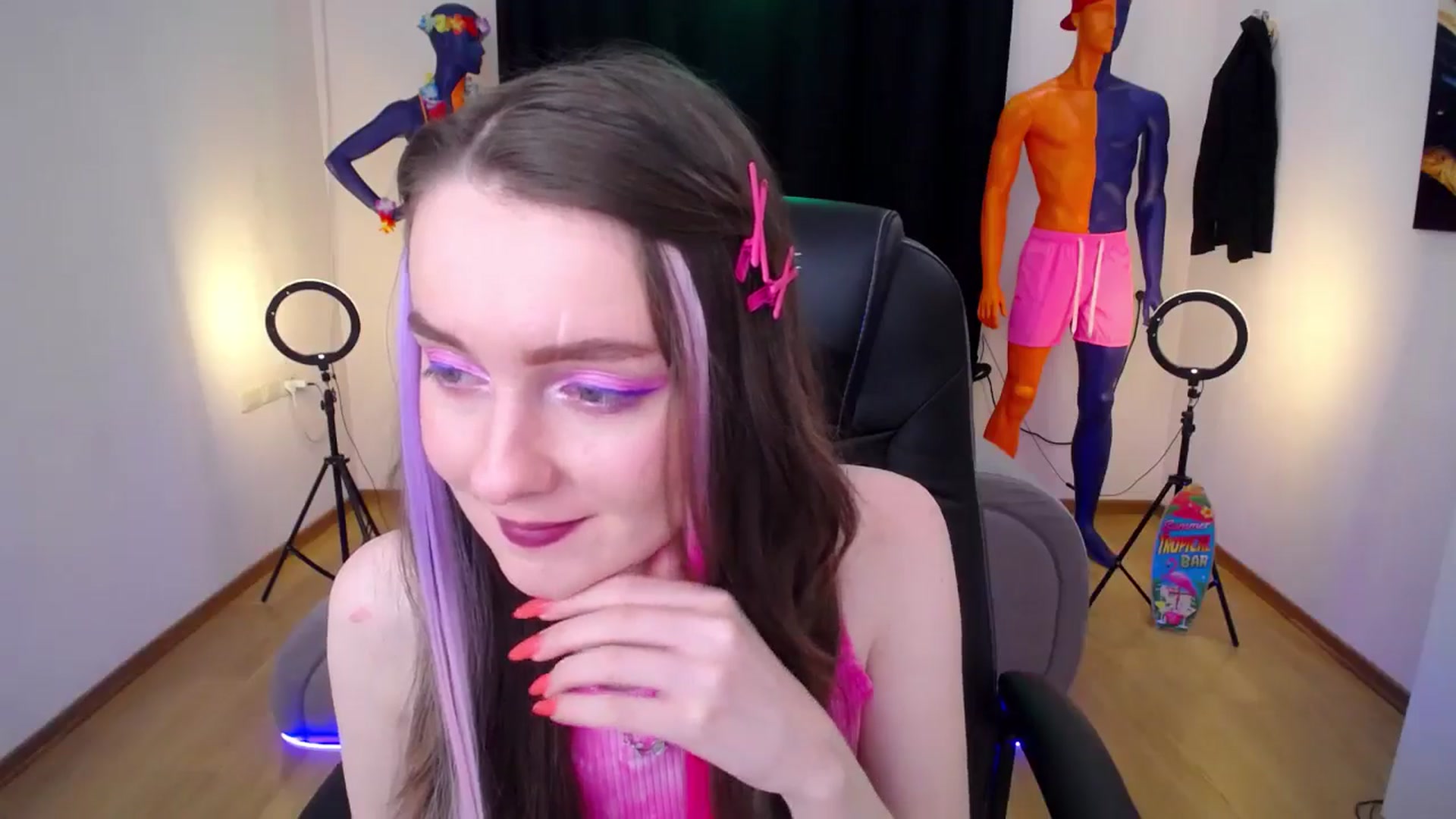 Gallery image thumbnail from Milim_Nava's myfreecams stream on, 07/16/2024, 18:27 image 5 of 20