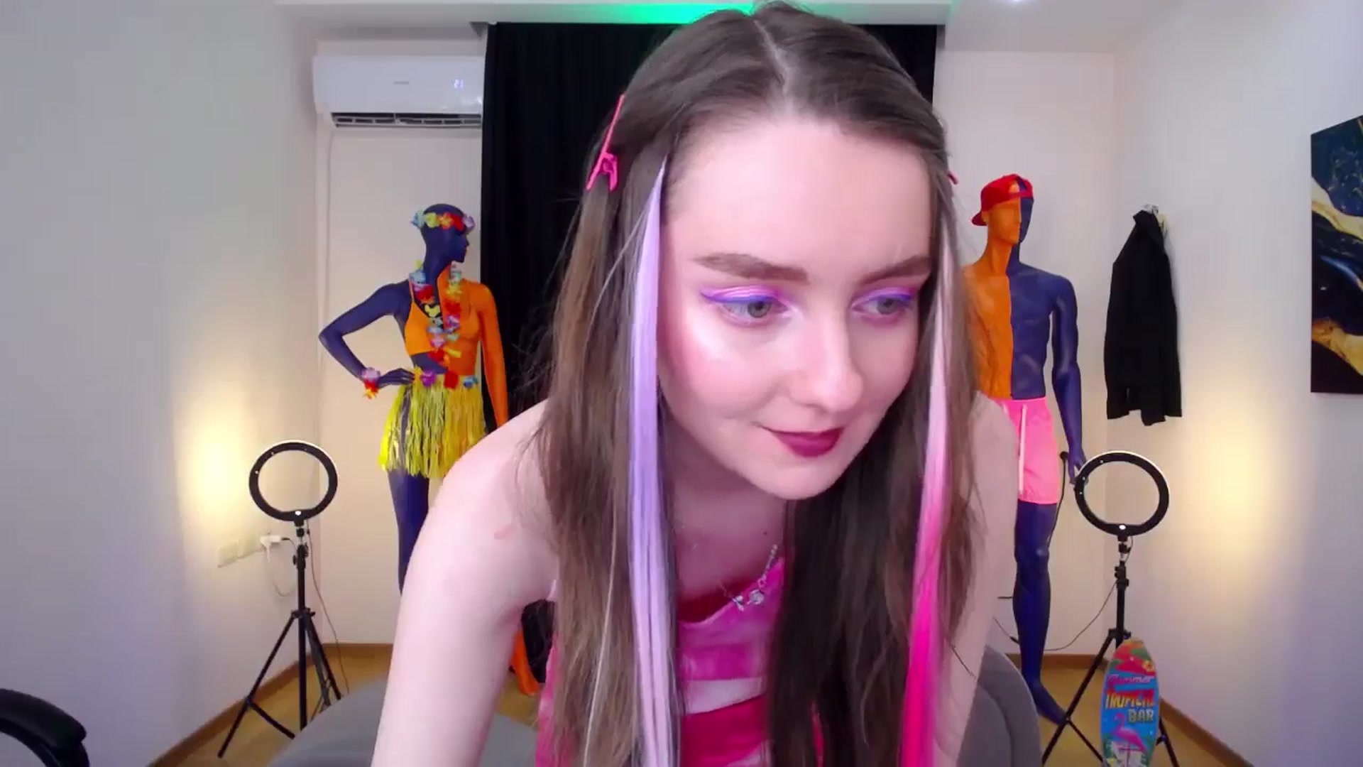 Gallery image thumbnail from Milim_Nava's myfreecams stream on, 07/16/2024, 18:27 image 19 of 20