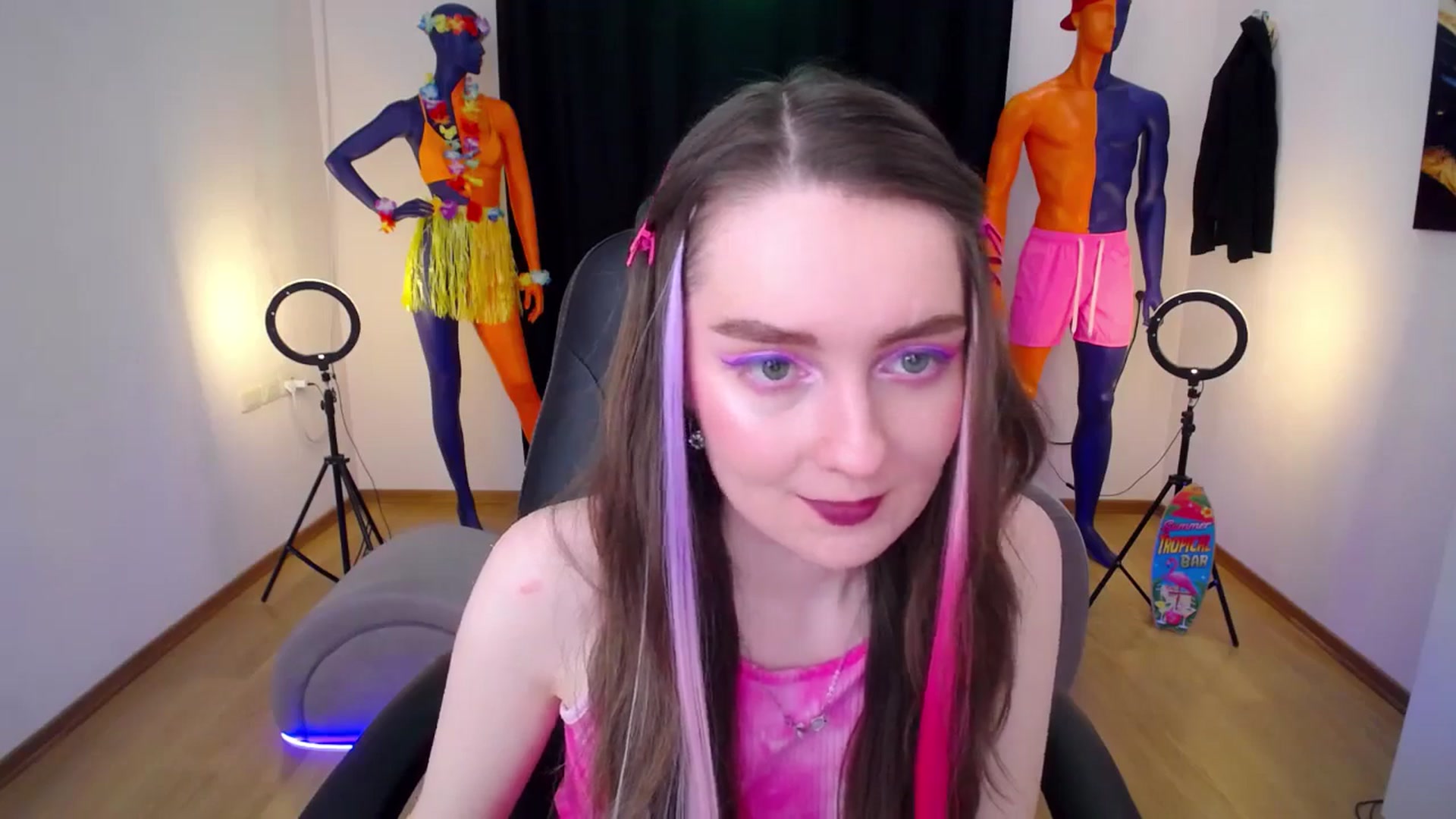 Gallery image thumbnail from Milim_Nava's myfreecams stream on, 07/16/2024, 18:27 image 6 of 20