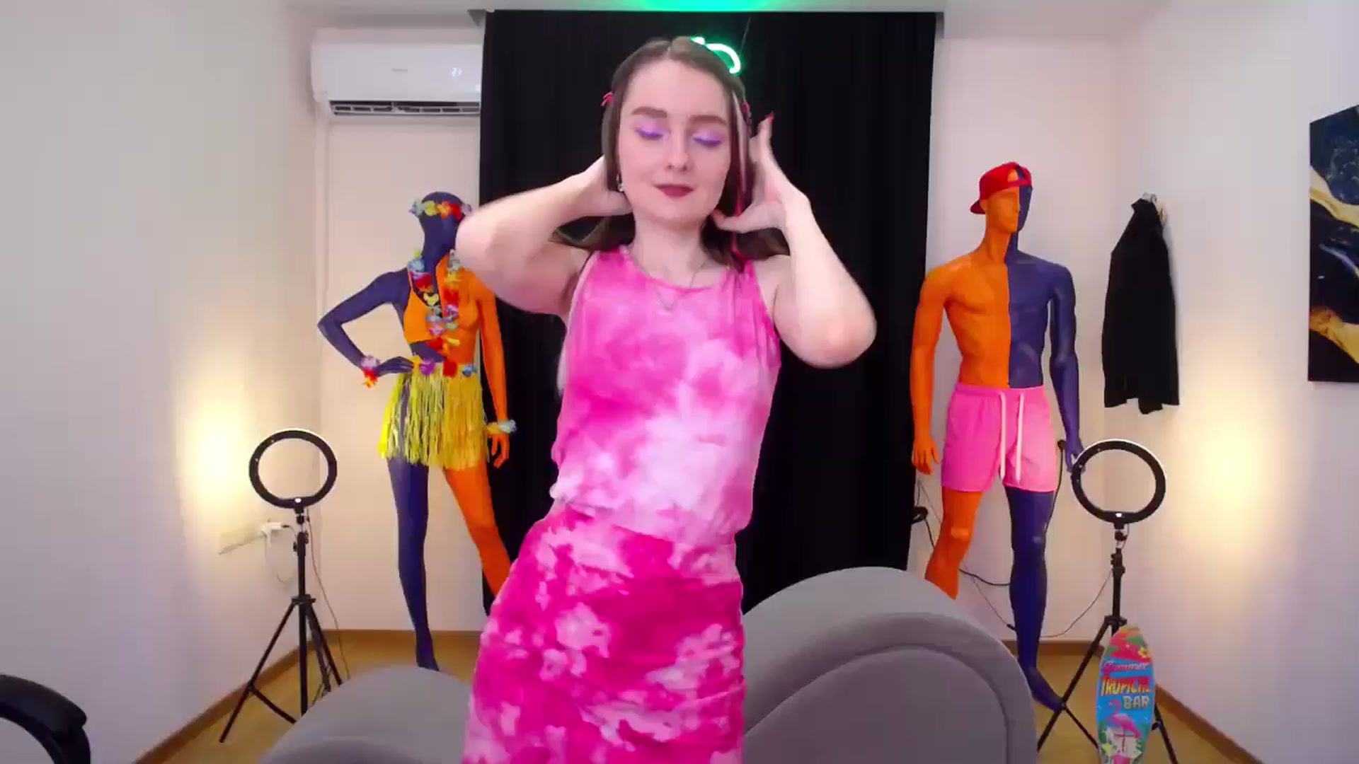 Gallery image thumbnail from Milim_Nava's myfreecams stream on, 07/16/2024, 19:02 image 10 of 20