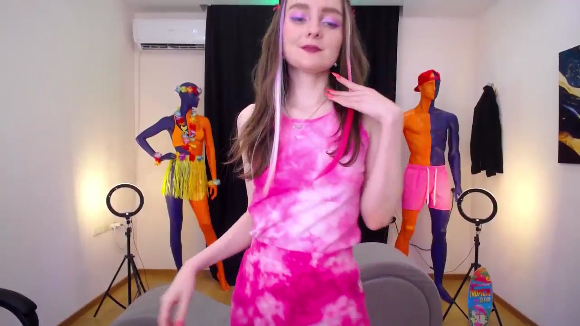 Gallery image thumbnail from Milim_Nava's myfreecams stream on, 07/16/2024, 19:02 image 9 of 20
