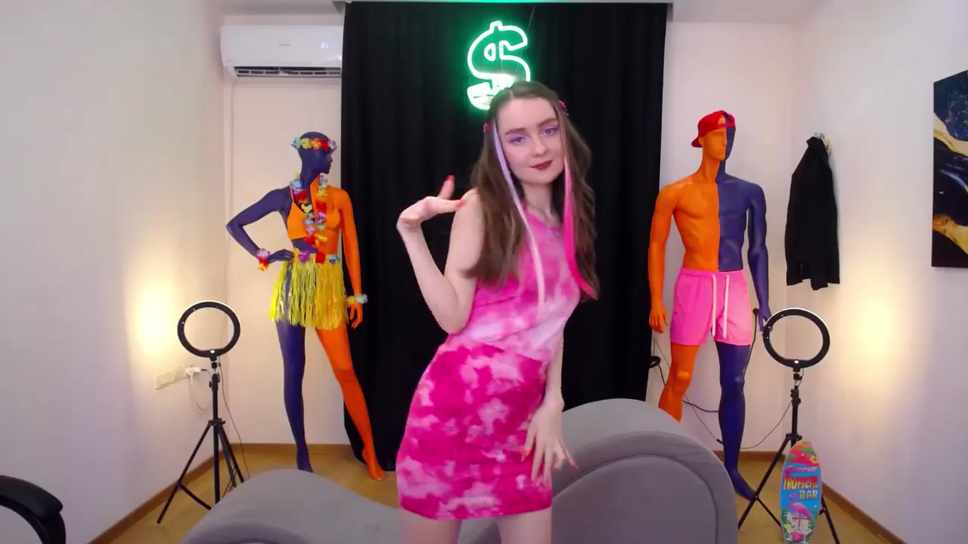 Gallery image thumbnail from Milim_Nava's myfreecams stream on, 07/16/2024, 19:02 image 2 of 20