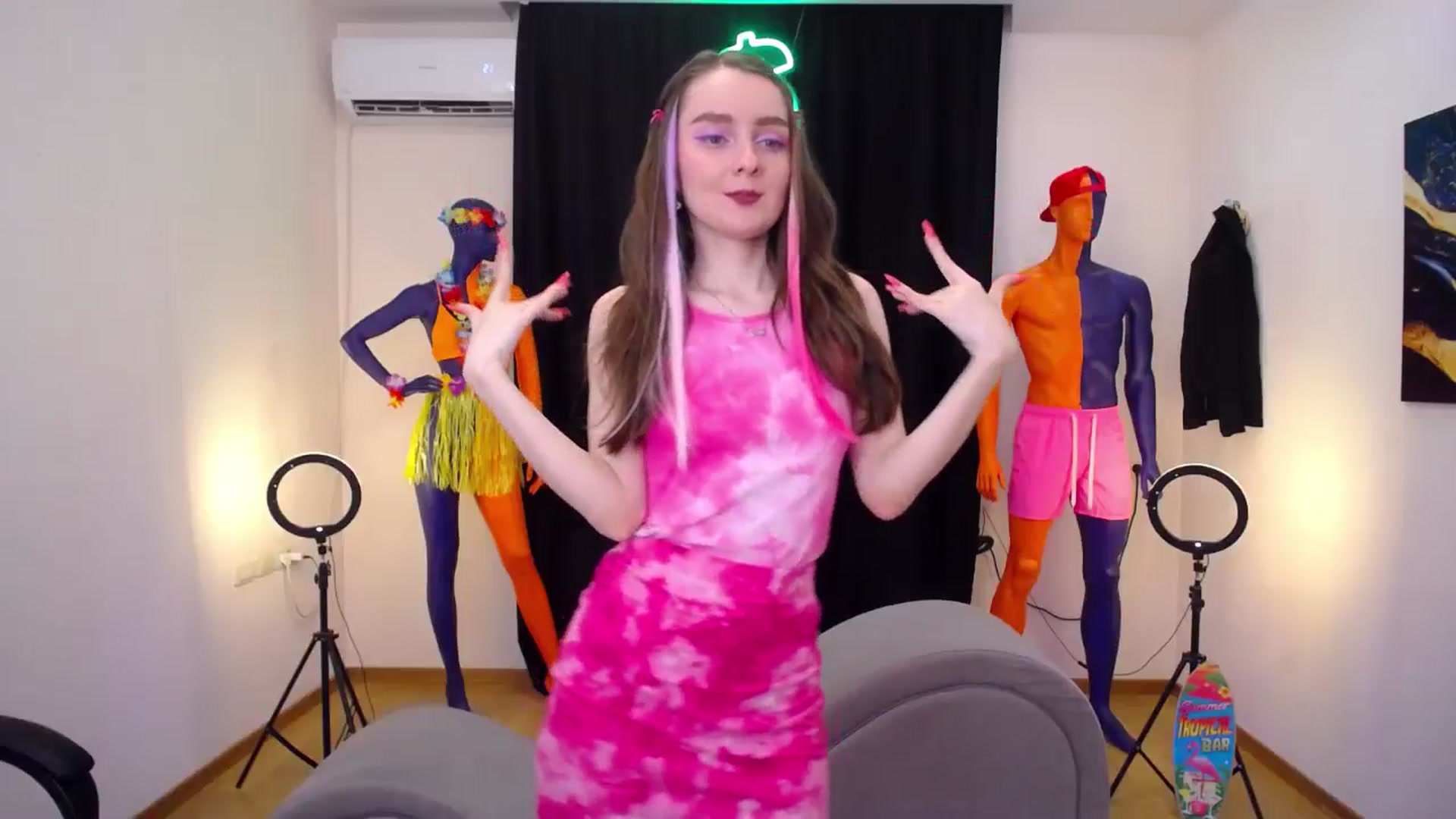 Gallery image thumbnail from Milim_Nava's myfreecams stream on, 07/16/2024, 19:02 image 4 of 20