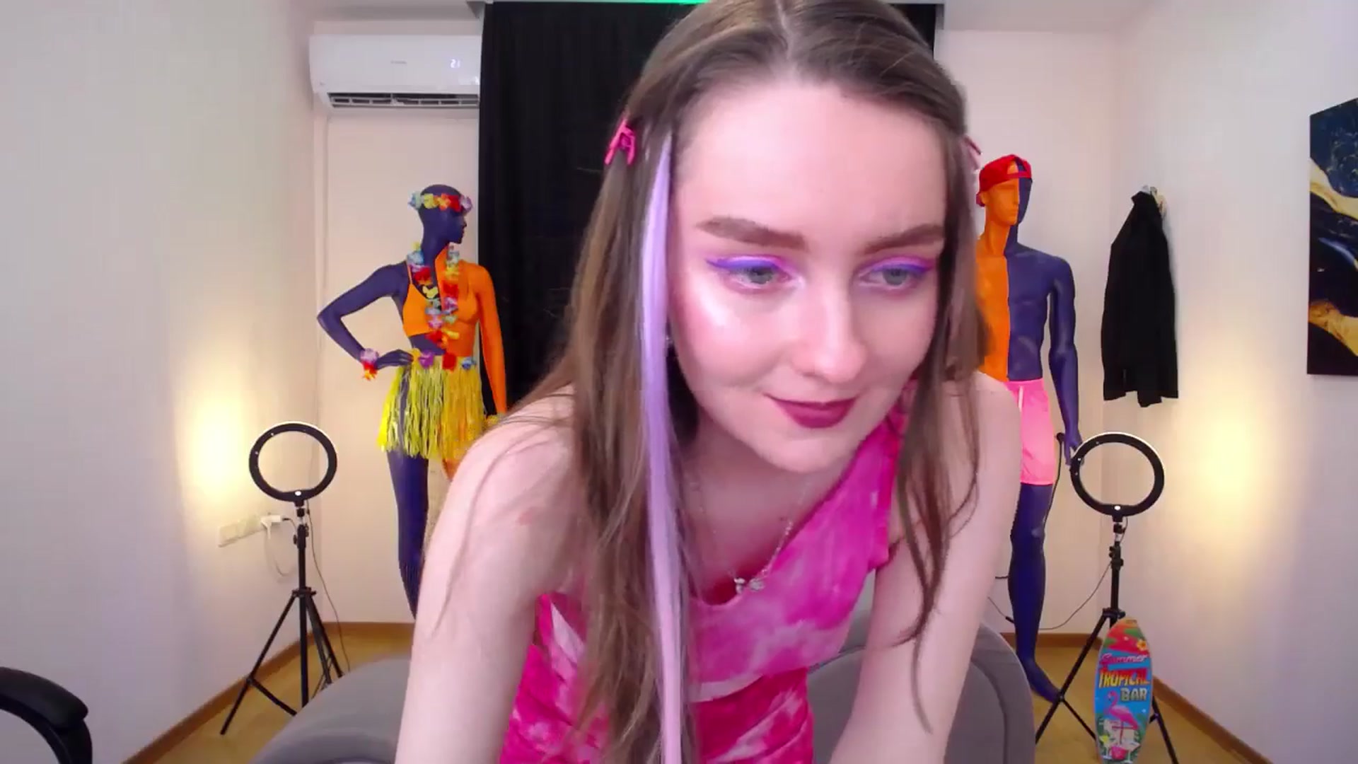 Gallery image thumbnail from Milim_Nava's myfreecams stream on, 07/16/2024, 19:02 image 6 of 20