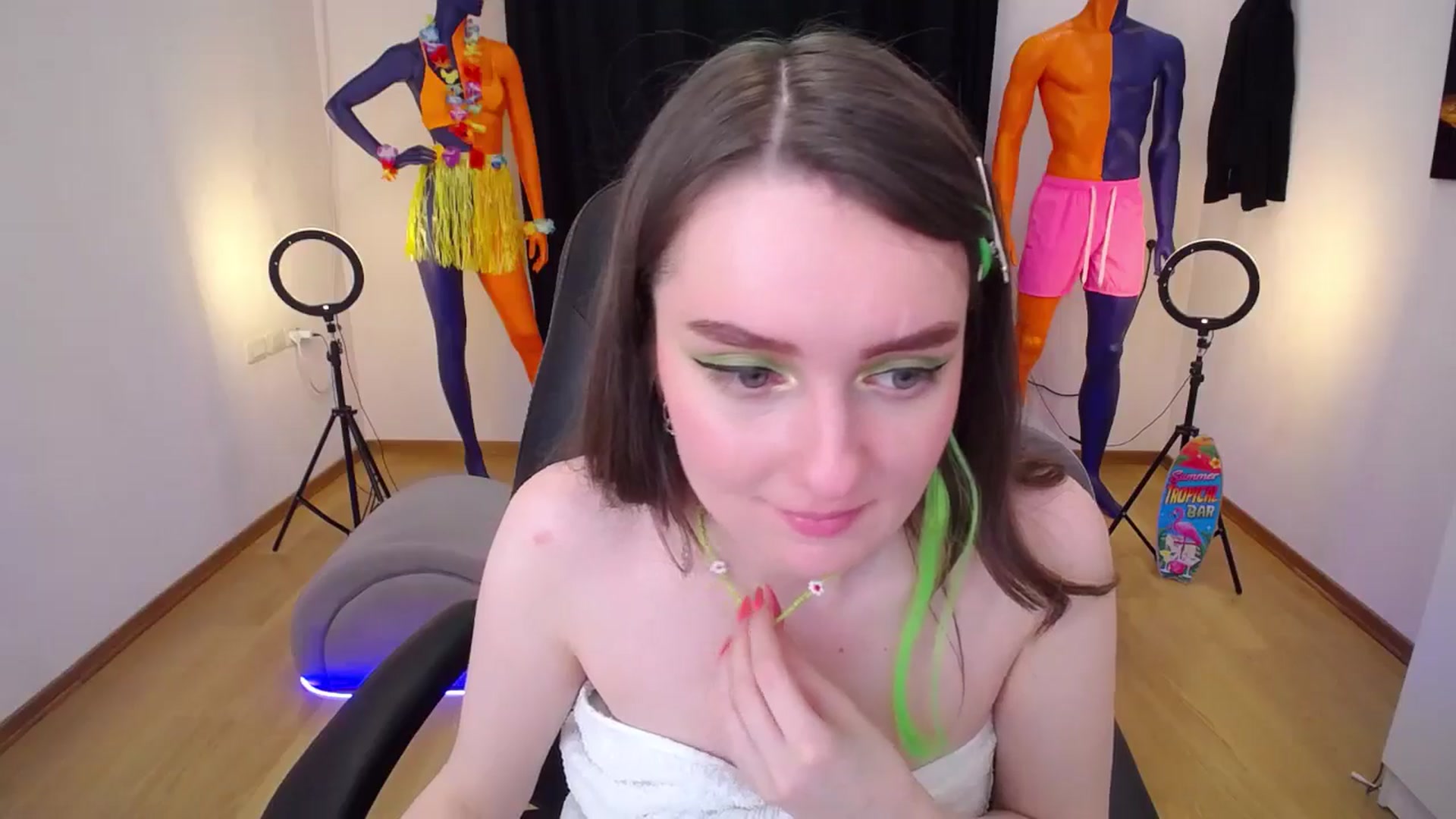 Gallery image thumbnail from Milim_Nava's myfreecams stream on, 07/18/2024, 07:32 image 10 of 20
