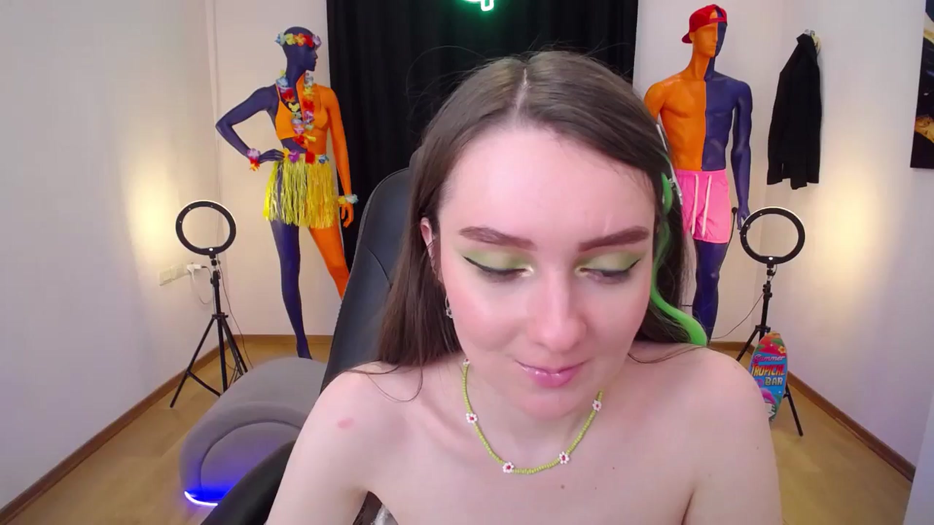 Gallery image thumbnail from Milim_Nava's myfreecams stream on, 07/18/2024, 07:32 image 12 of 20
