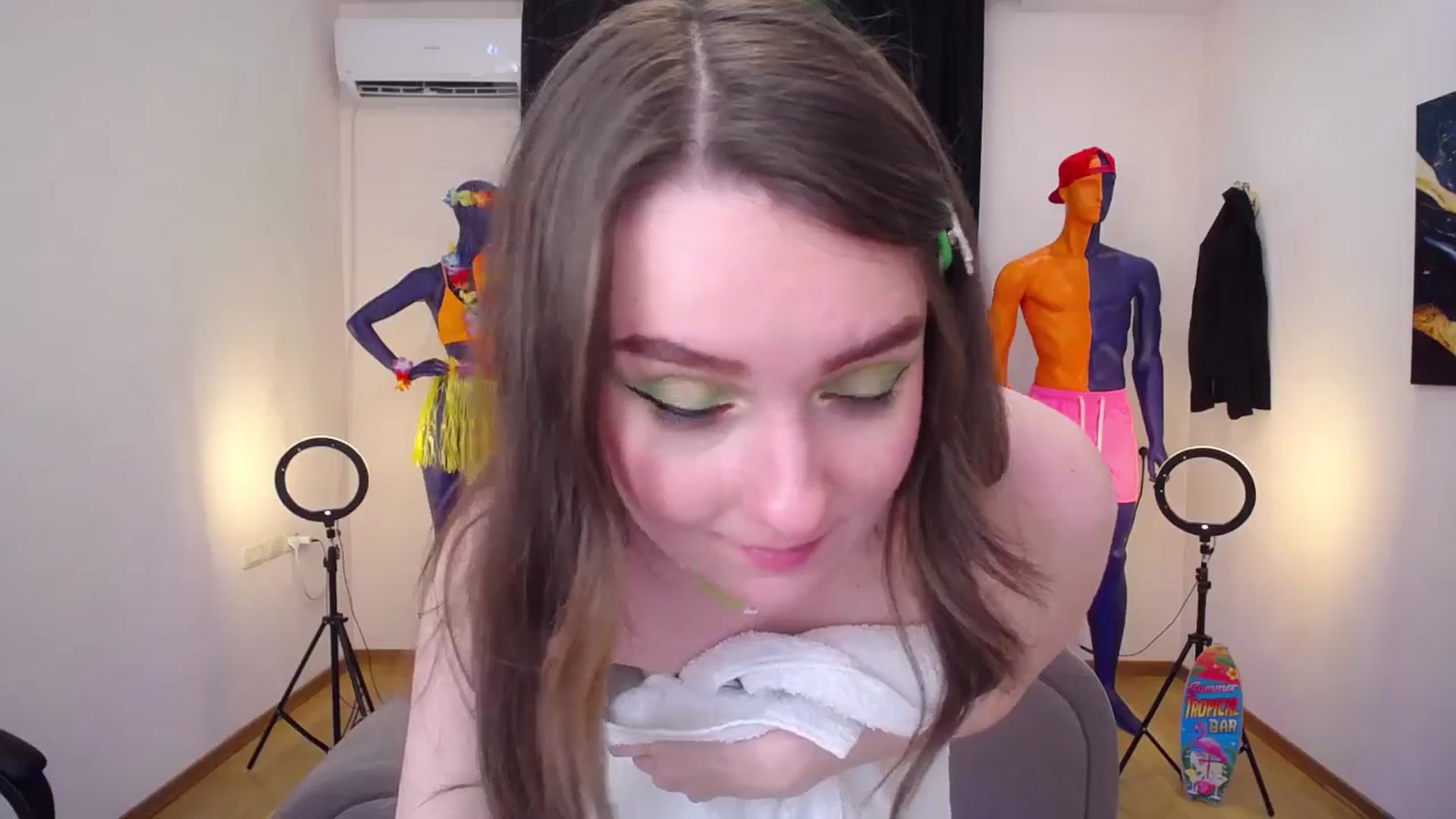 Gallery image thumbnail from Milim_Nava's myfreecams stream on, 07/18/2024, 07:32 image 4 of 20