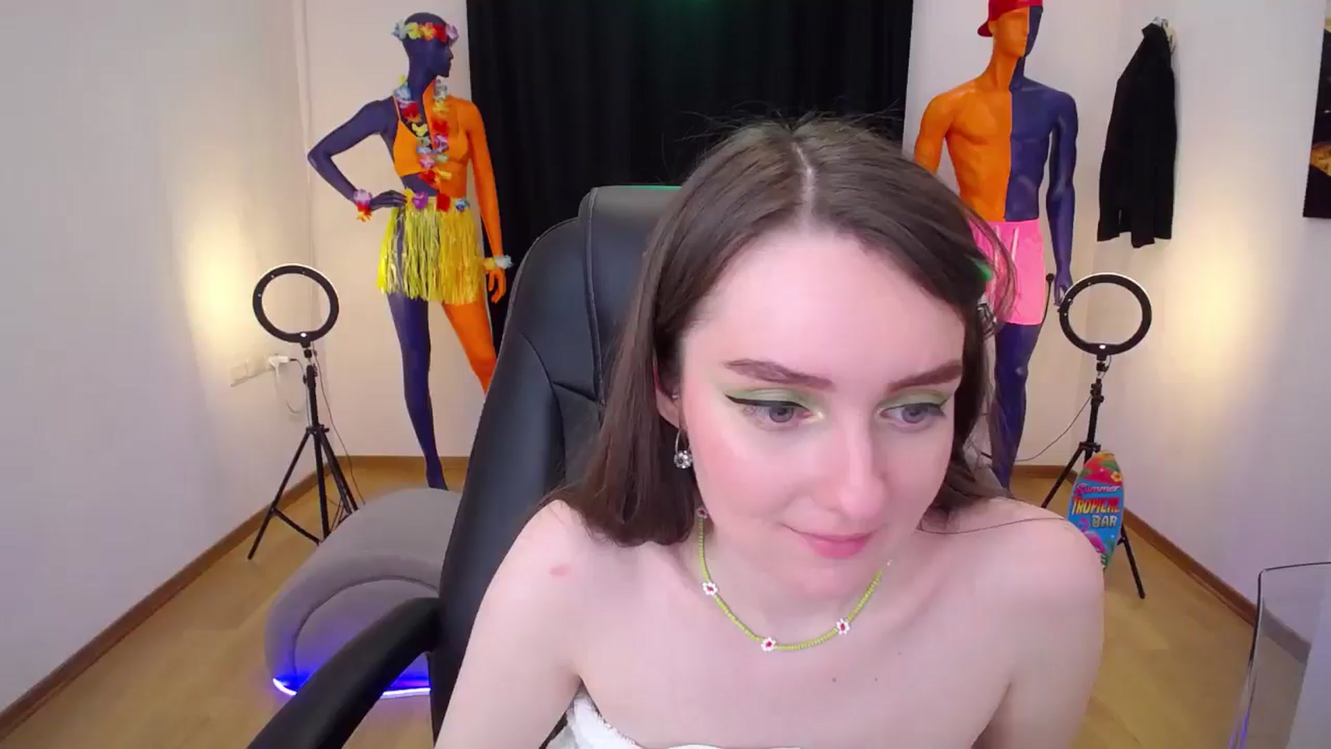 Gallery image thumbnail from Milim_Nava's myfreecams stream on, 07/18/2024, 08:38 image 6 of 20