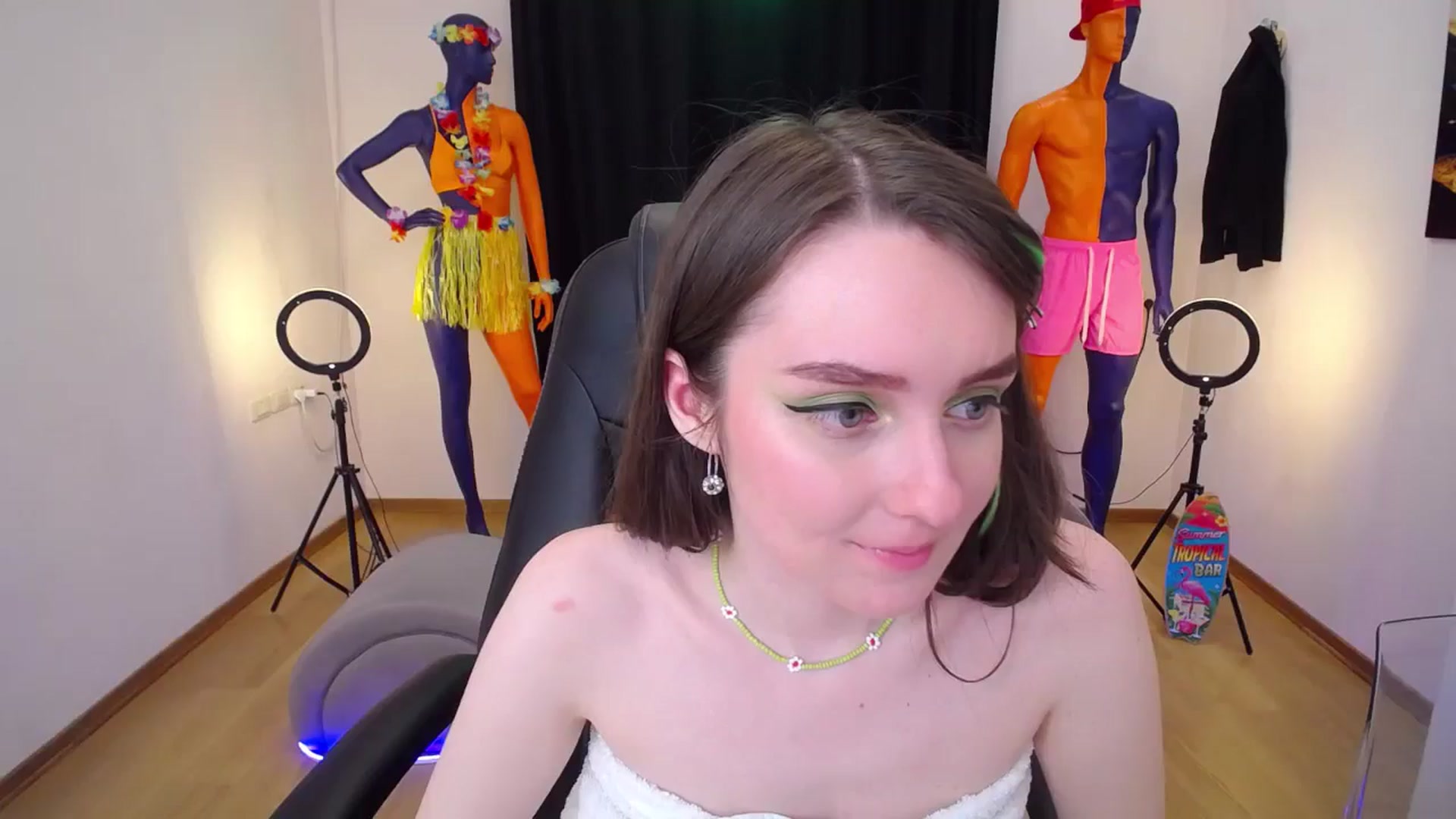 Gallery image thumbnail from Milim_Nava's myfreecams stream on, 07/18/2024, 08:38 image 1 of 20