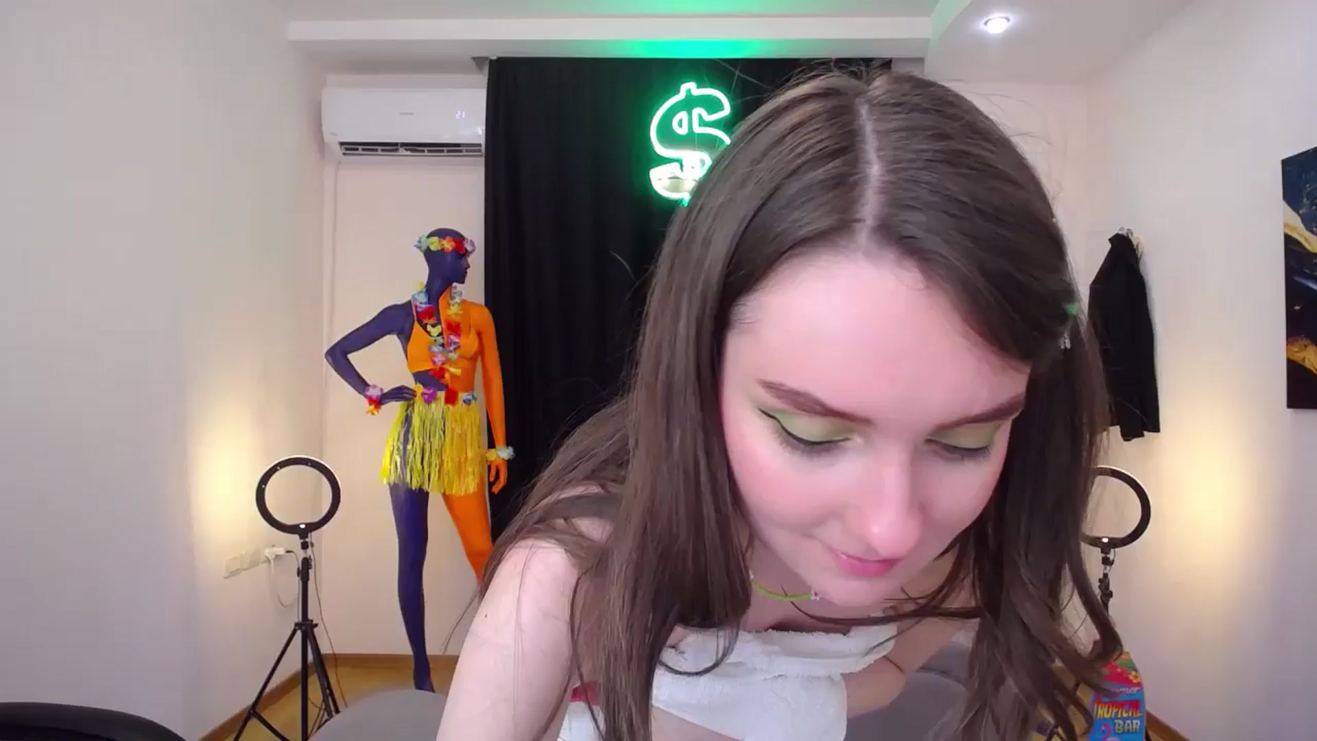 Gallery image thumbnail from Milim_Nava's myfreecams stream on, 07/18/2024, 09:32 image 8 of 20
