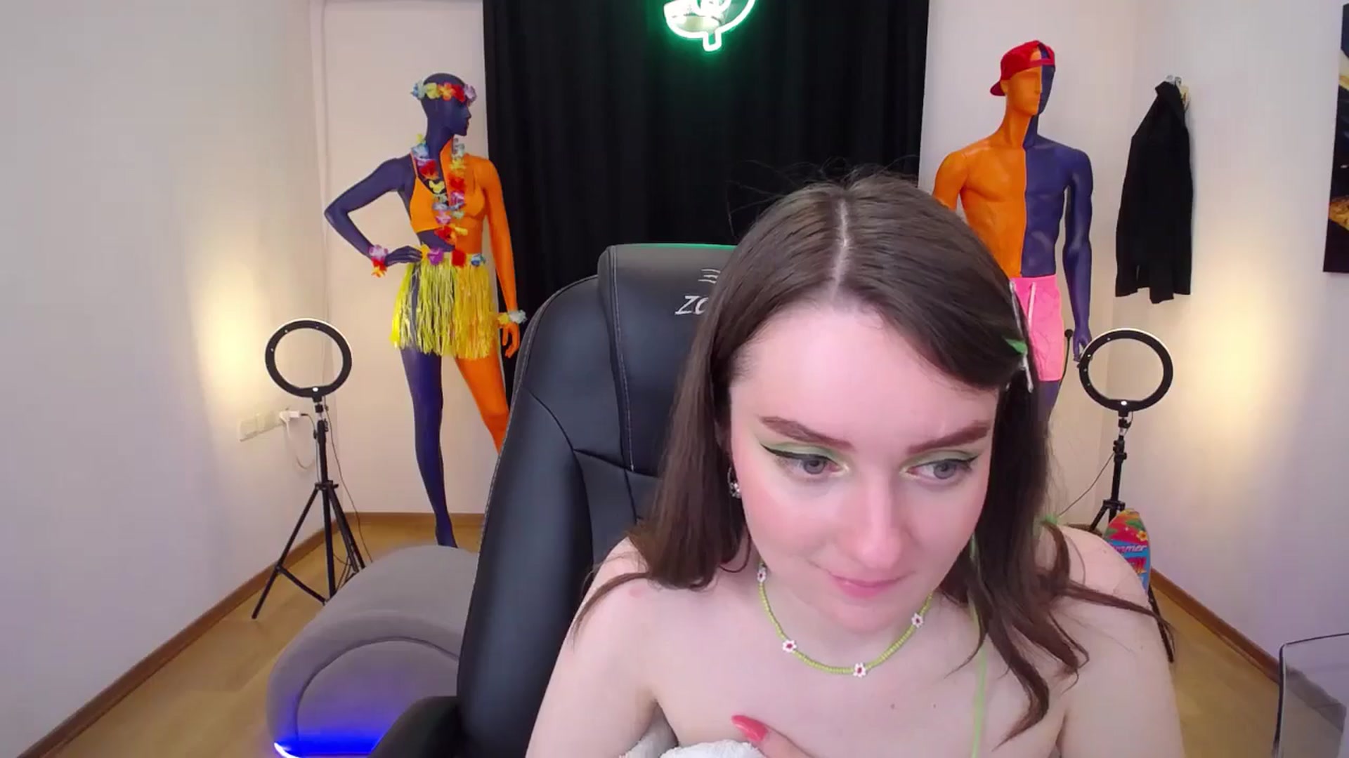 Gallery image thumbnail from Milim_Nava's myfreecams stream on, 07/18/2024, 09:32 image 6 of 20