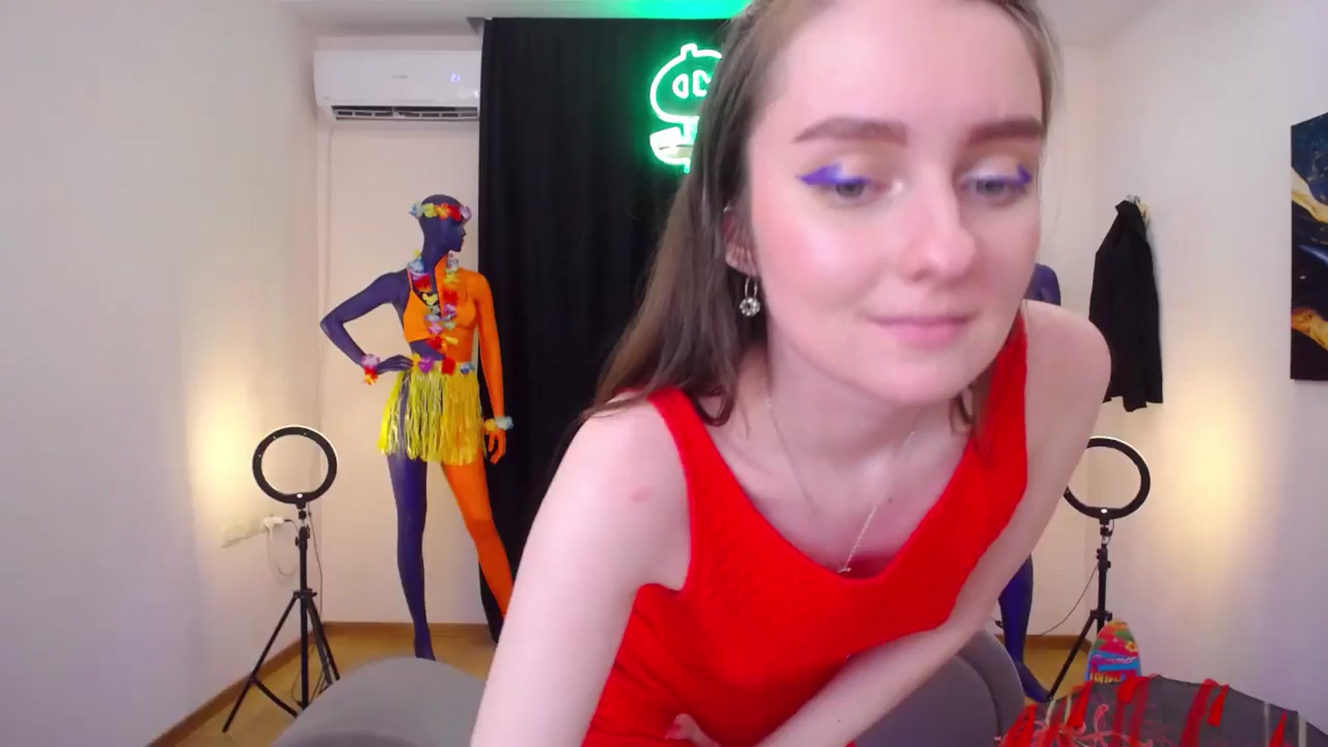 Gallery image thumbnail from Milim_Nava's myfreecams stream on, 07/19/2024, 08:41 image 16 of 20