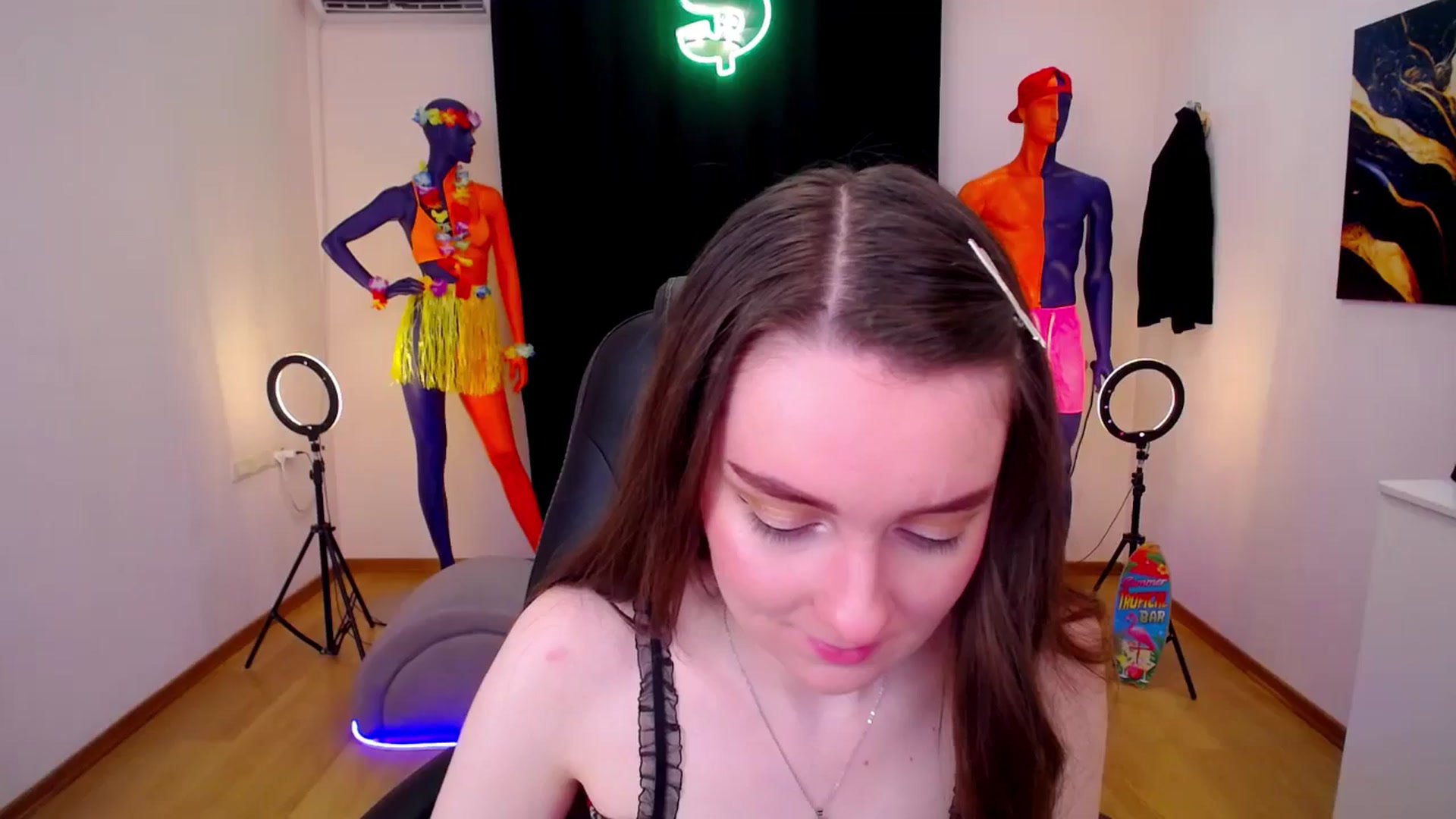 Gallery image thumbnail from Milim_Nava's myfreecams stream on, 07/21/2024, 10:49 image 3 of 20