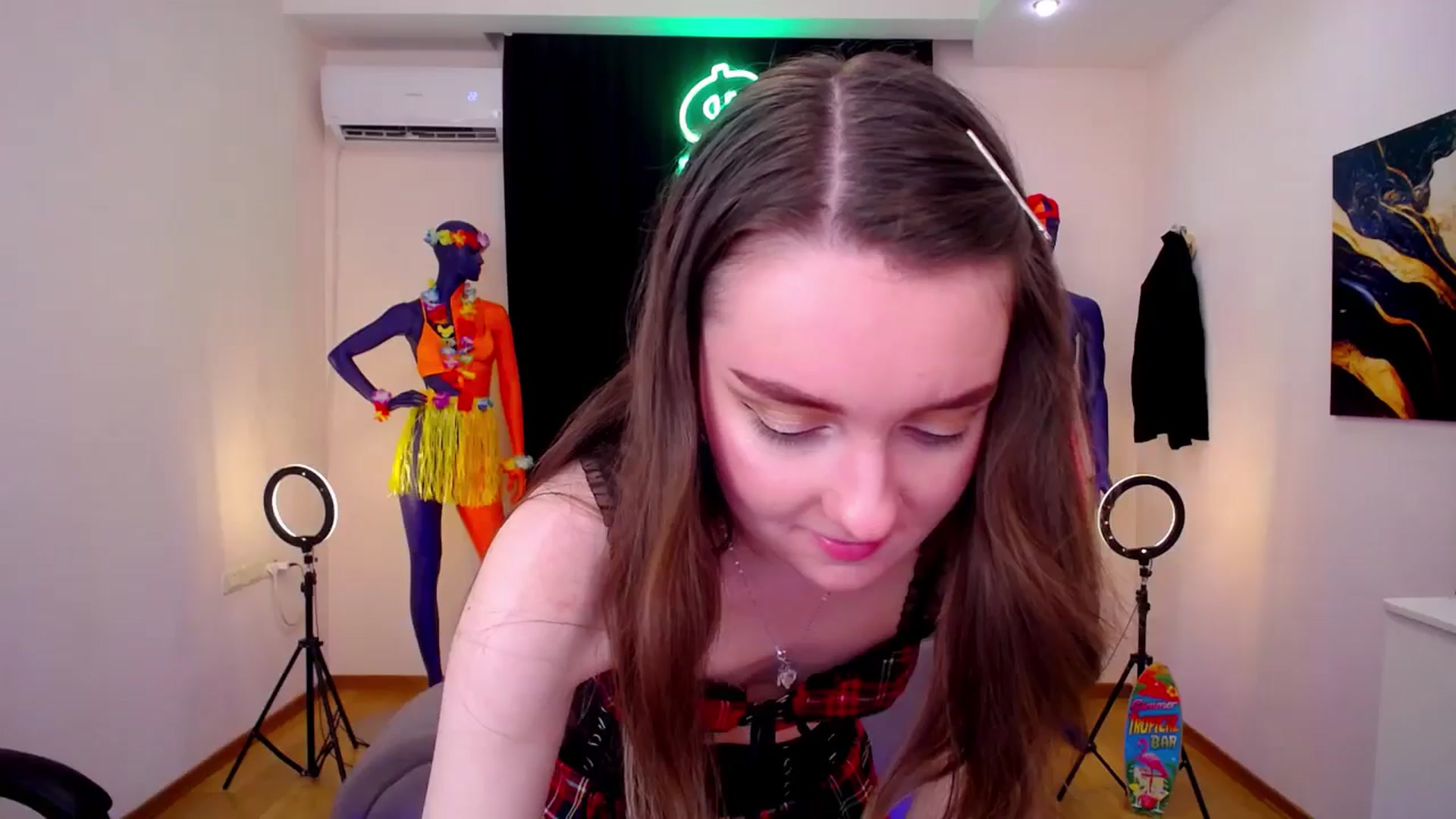Gallery image thumbnail from Milim_Nava's myfreecams stream on, 07/21/2024, 12:46 image 9 of 20