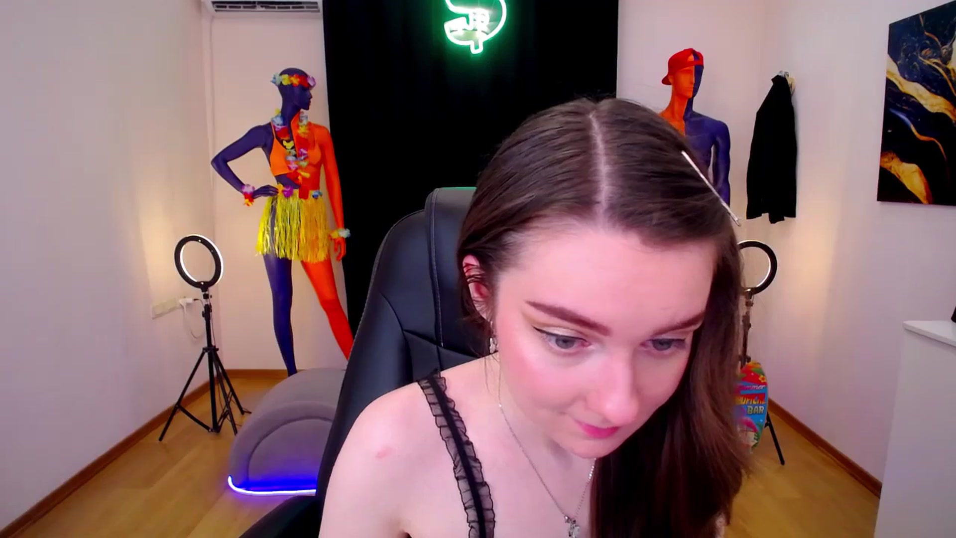 Gallery image thumbnail from Milim_Nava's myfreecams stream on, 07/21/2024, 12:46 image 4 of 20