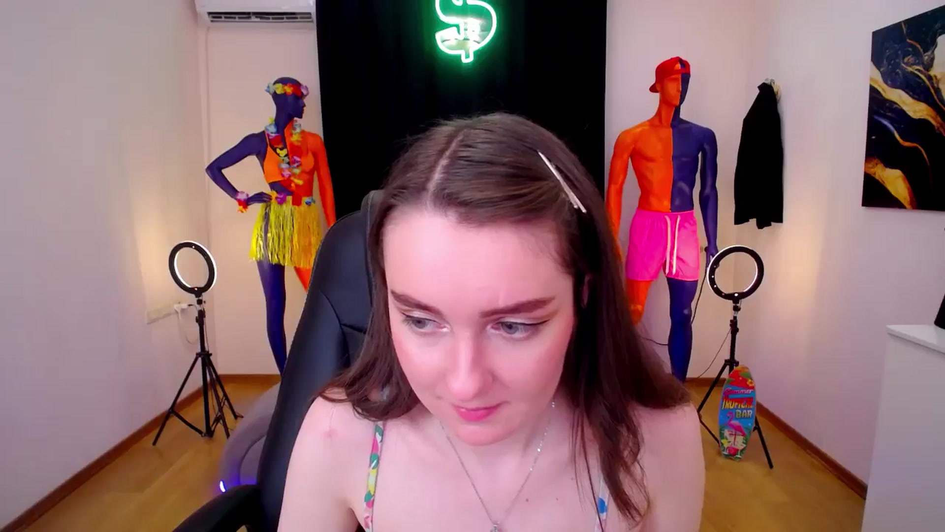 Gallery image thumbnail from Milim_Nava's myfreecams stream on, 07/21/2024, 15:47 image 14 of 20