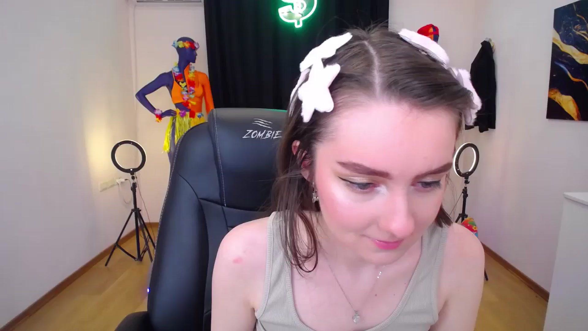 Gallery image thumbnail from Milim_Nava's myfreecams stream on, 07/23/2024, 20:11 image 6 of 20