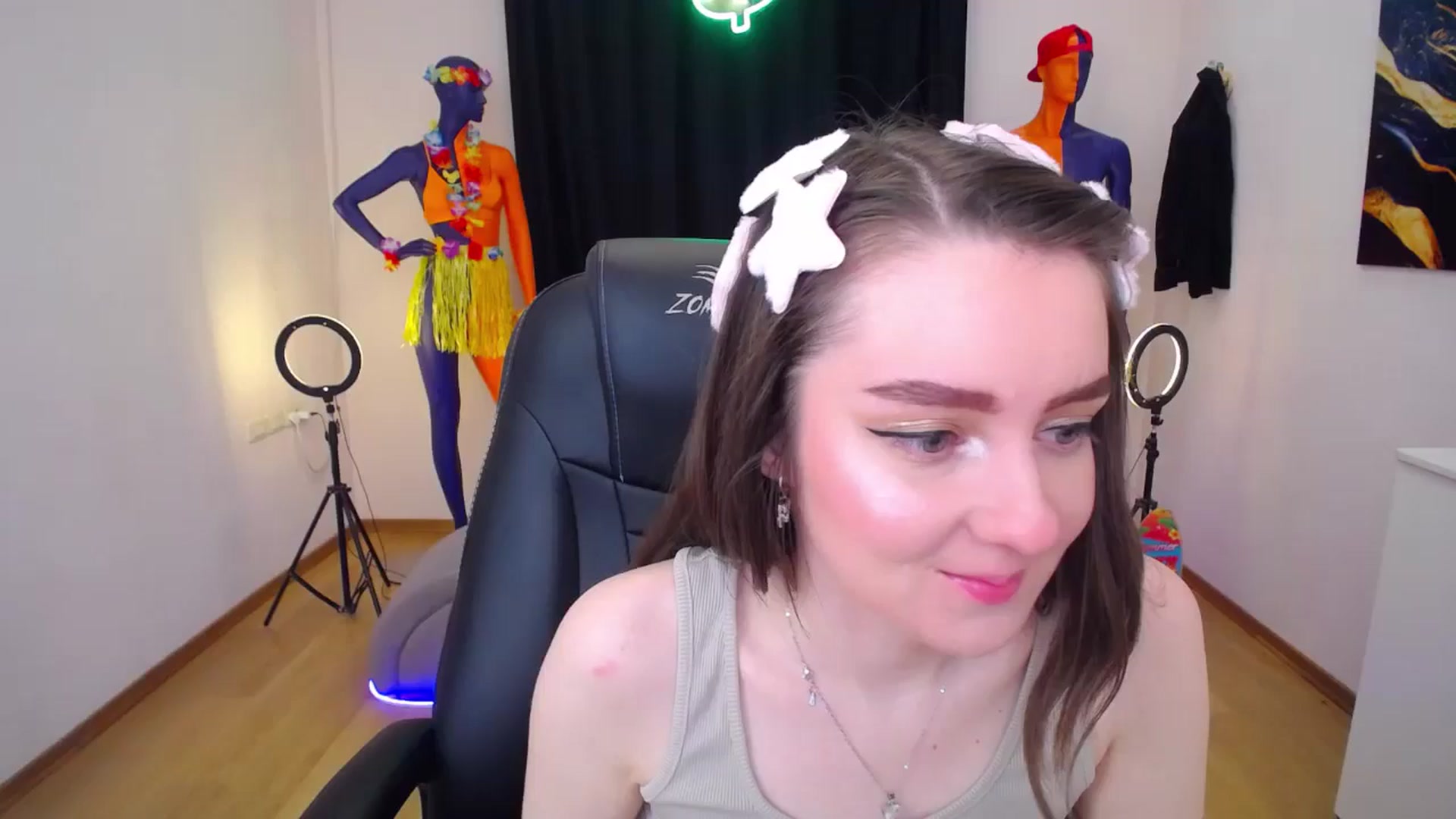 Gallery image thumbnail from Milim_Nava's myfreecams stream on, 07/23/2024, 20:11 image 1 of 20