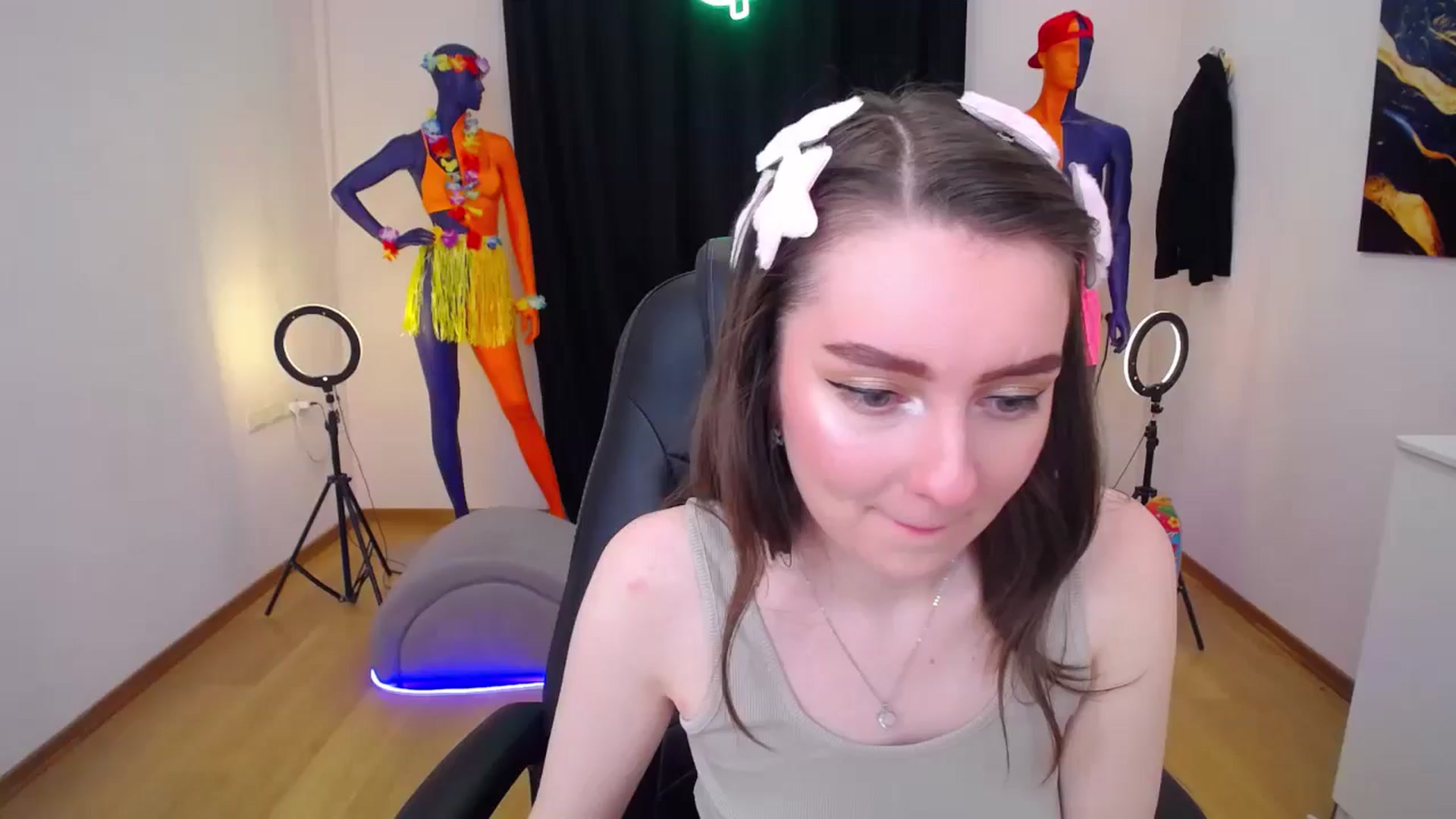 Gallery image thumbnail from Milim_Nava's myfreecams stream on, 07/23/2024, 20:11 image 11 of 20