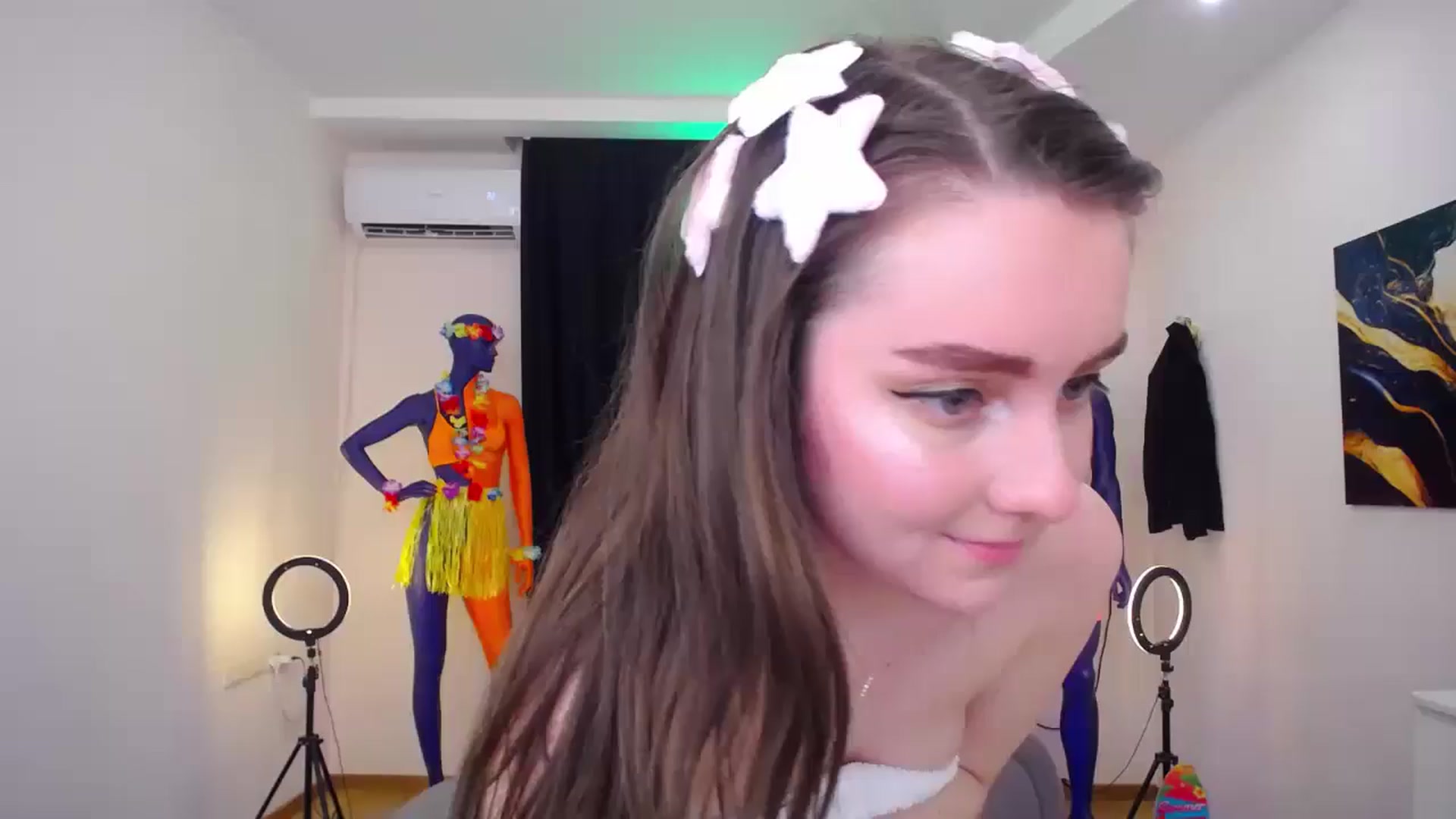 Gallery image thumbnail from Milim_Nava's myfreecams stream on, 07/23/2024, 20:11 image 17 of 20
