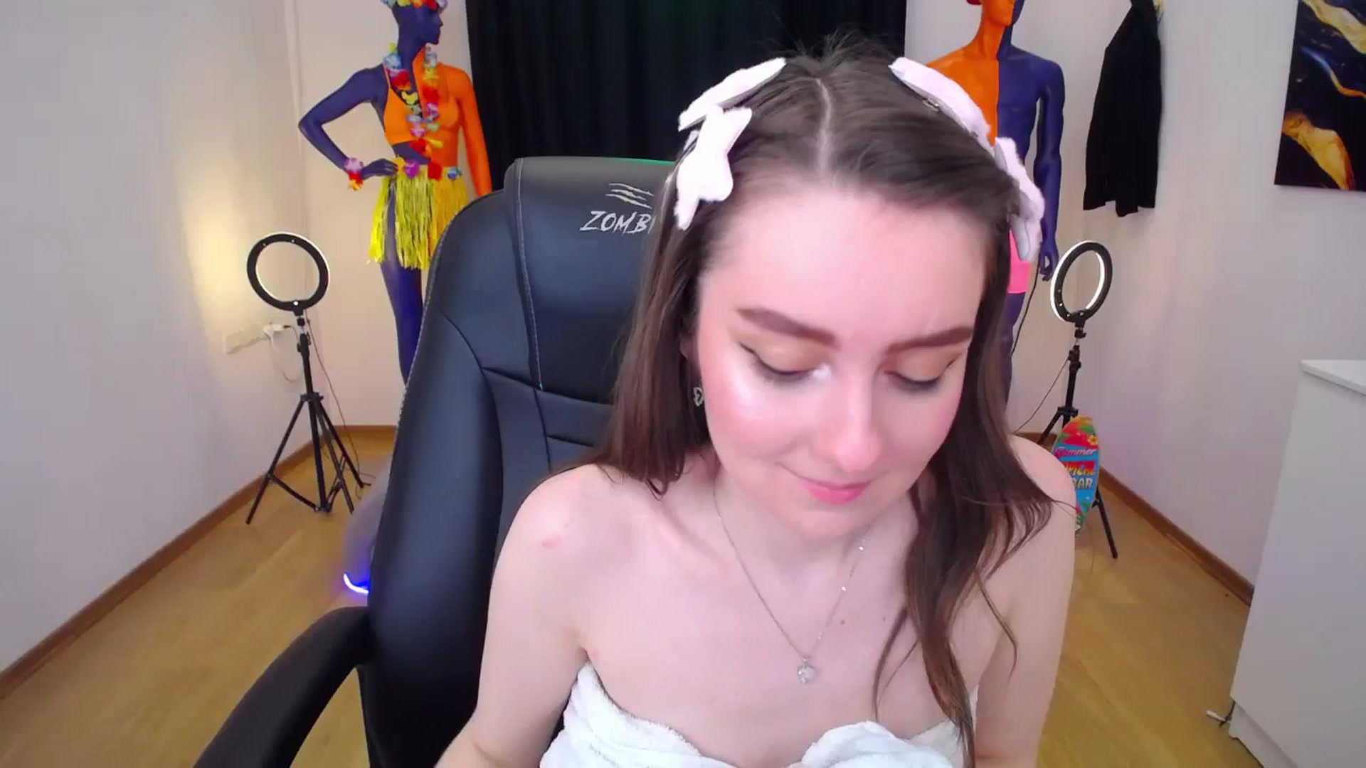 Gallery image thumbnail from Milim_Nava's myfreecams stream on, 07/23/2024, 21:30 image 14 of 20